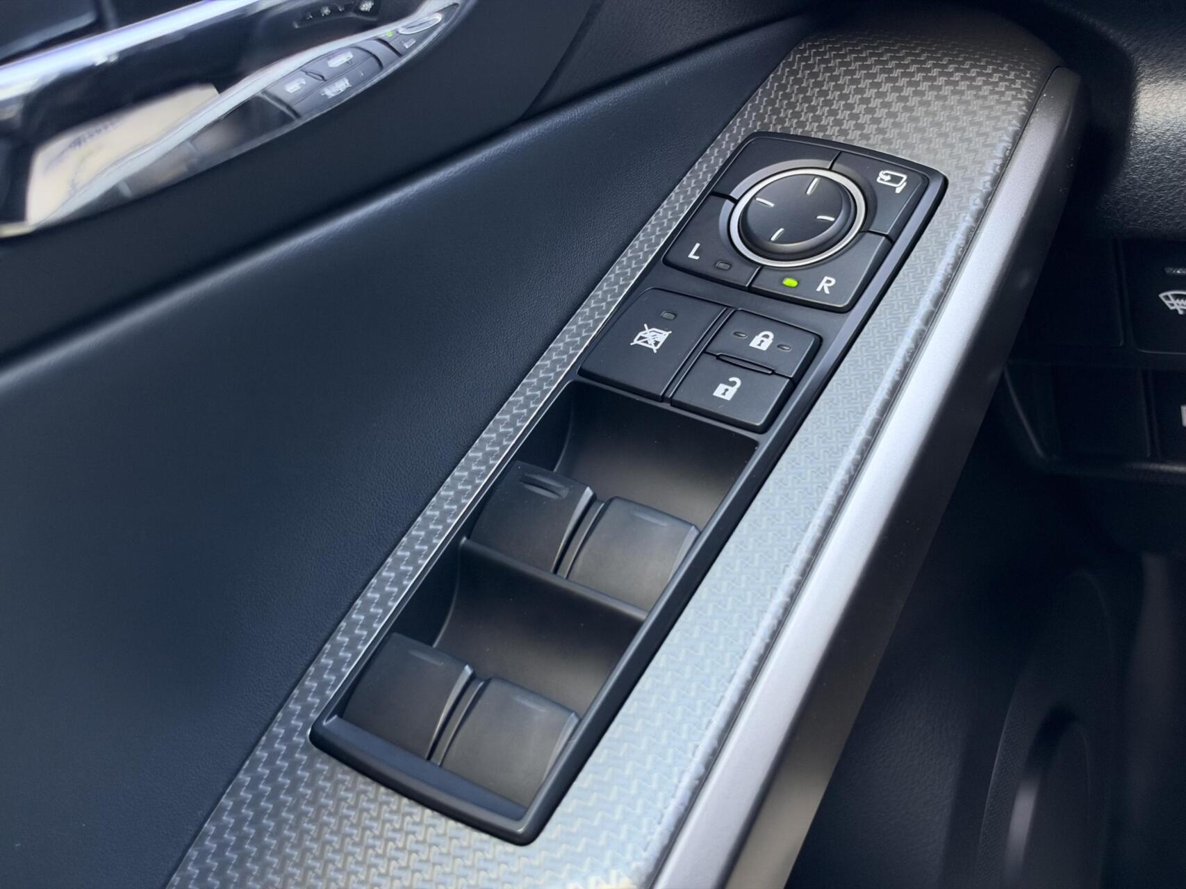 Foto van Lexus Lexus Is300h