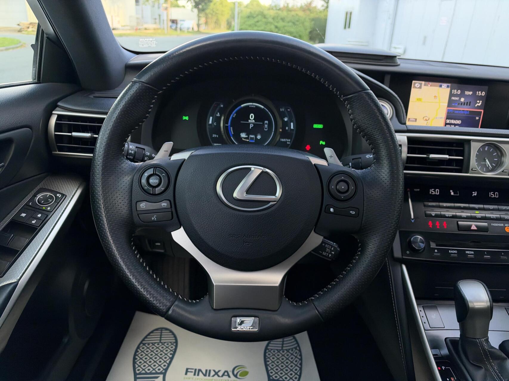 Foto van Lexus Lexus Is300h