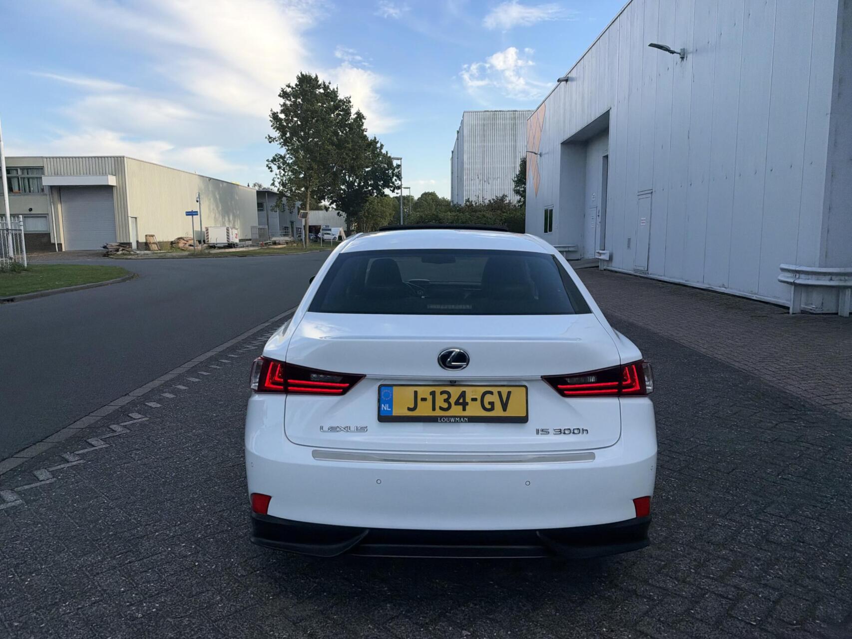 Foto van Lexus Lexus Is300h