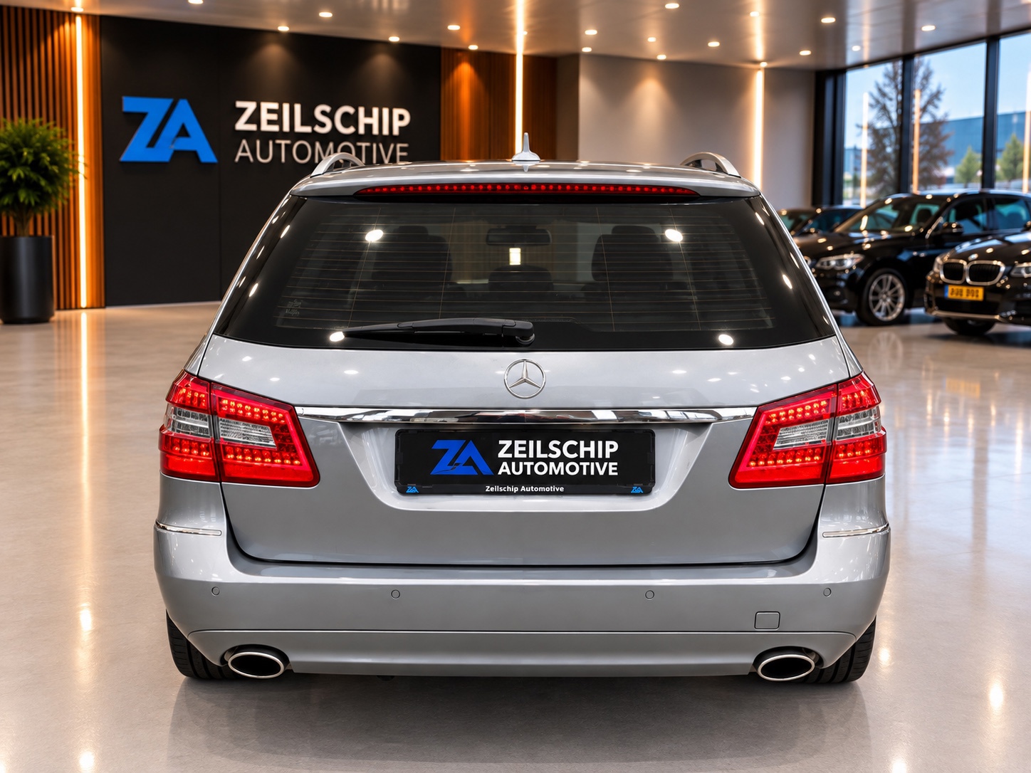 Foto van Mercedes-Benz E 300 CDI