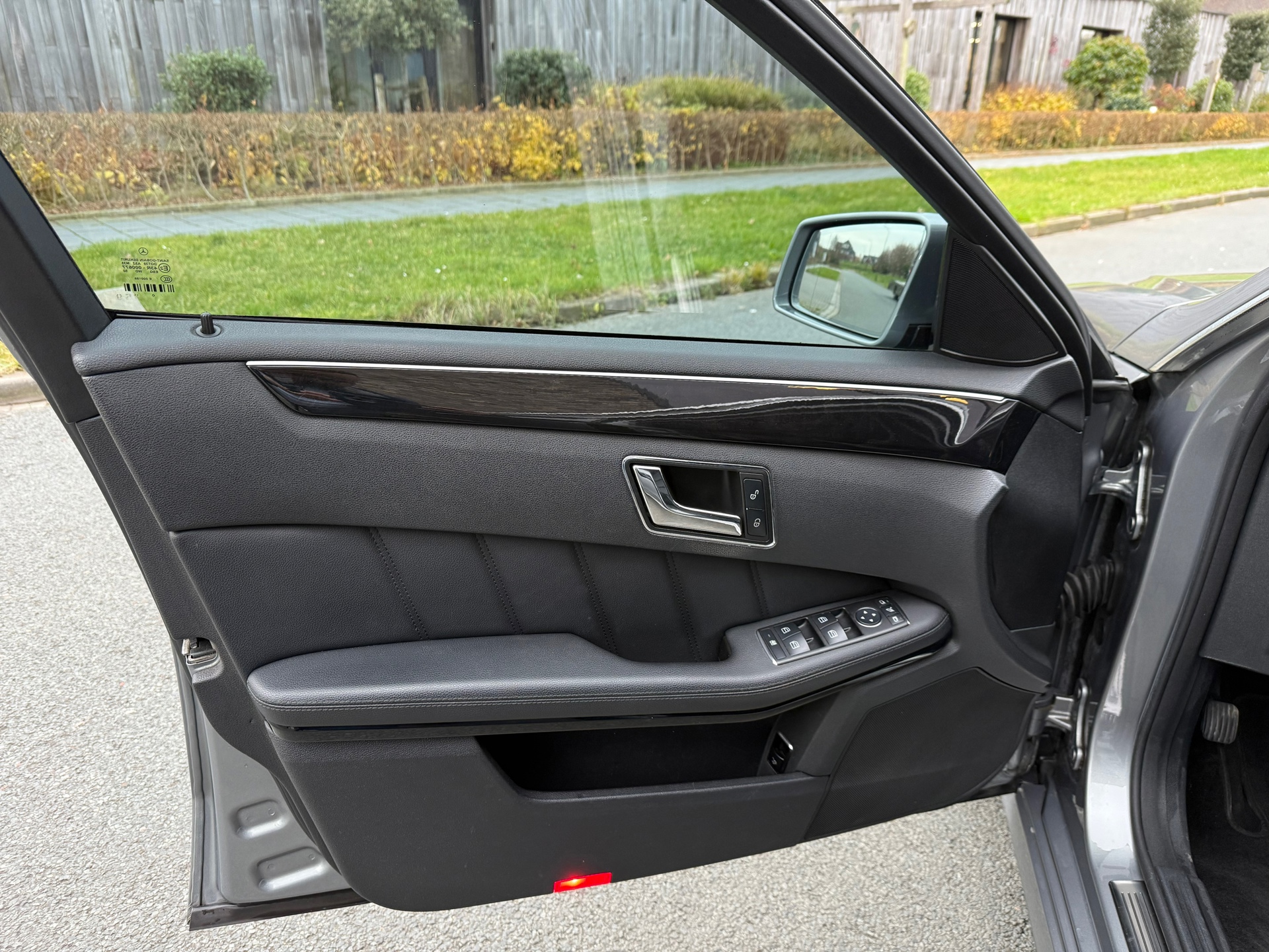 Foto van Mercedes-Benz E 300 CDI