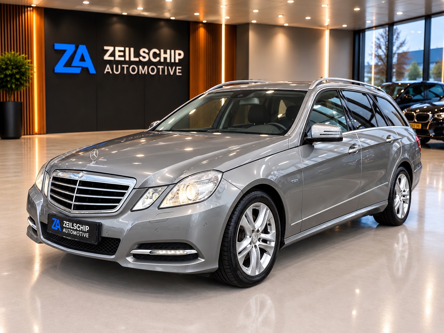 Mercedes-Benz E 300 CDI 350 CDI BlueTEC Avantgarde|Xenon|Navi|Leder|LED| 2011 - voorkant