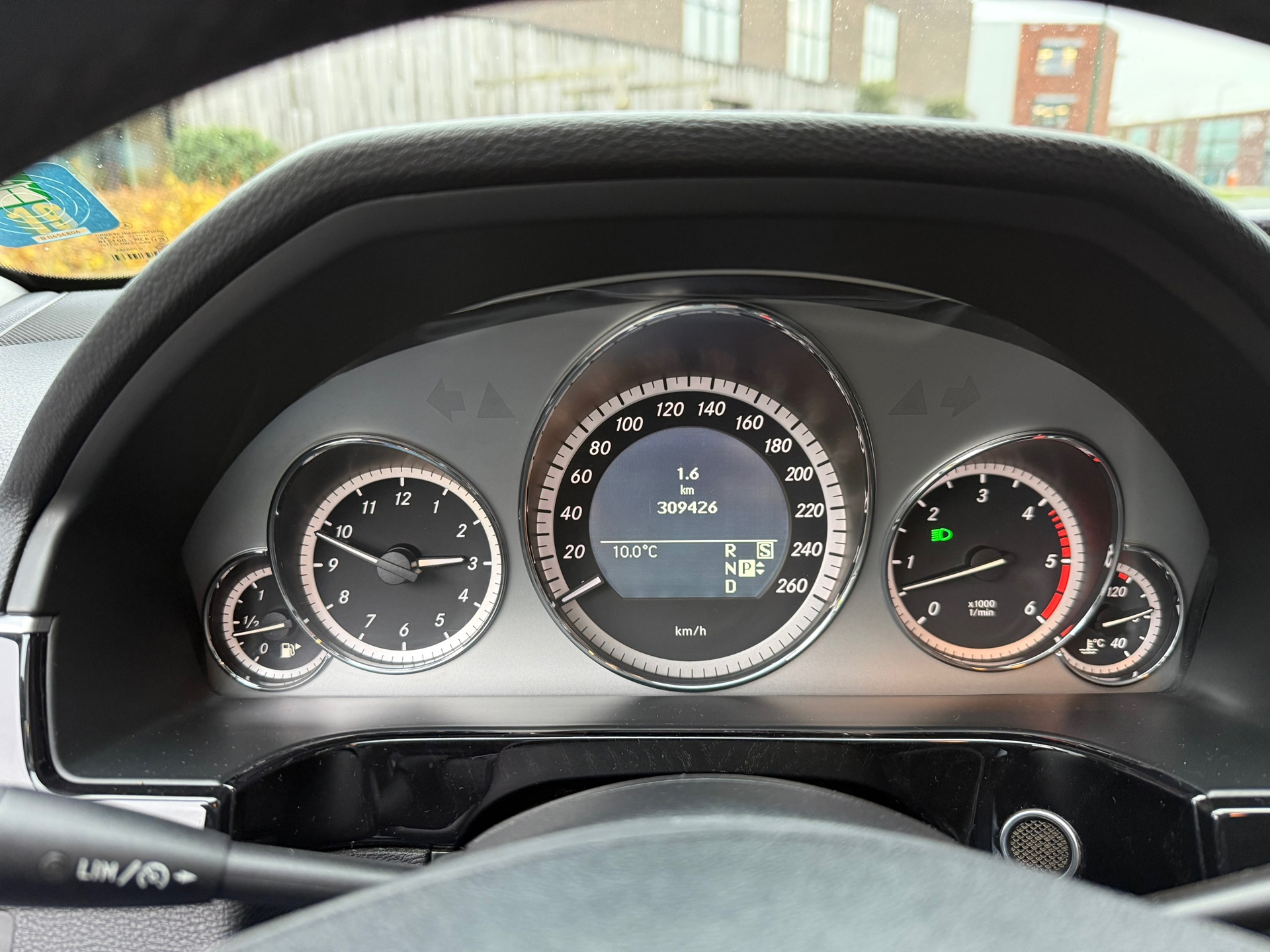 Foto van Mercedes-Benz E 300 CDI