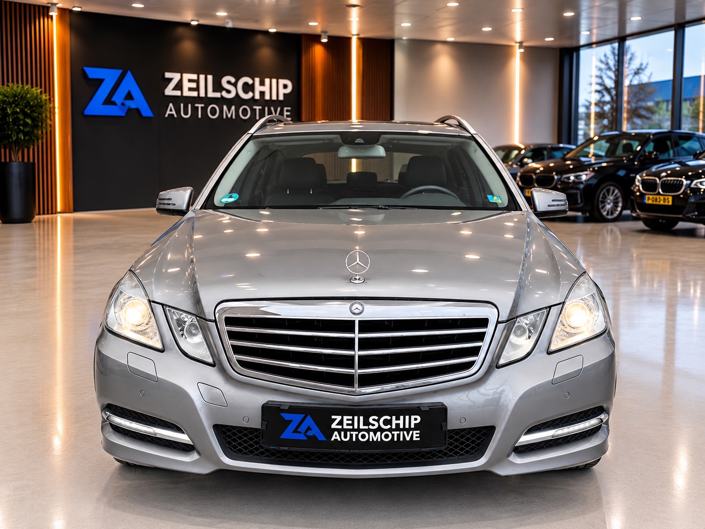 Foto van Mercedes-Benz E 300 CDI