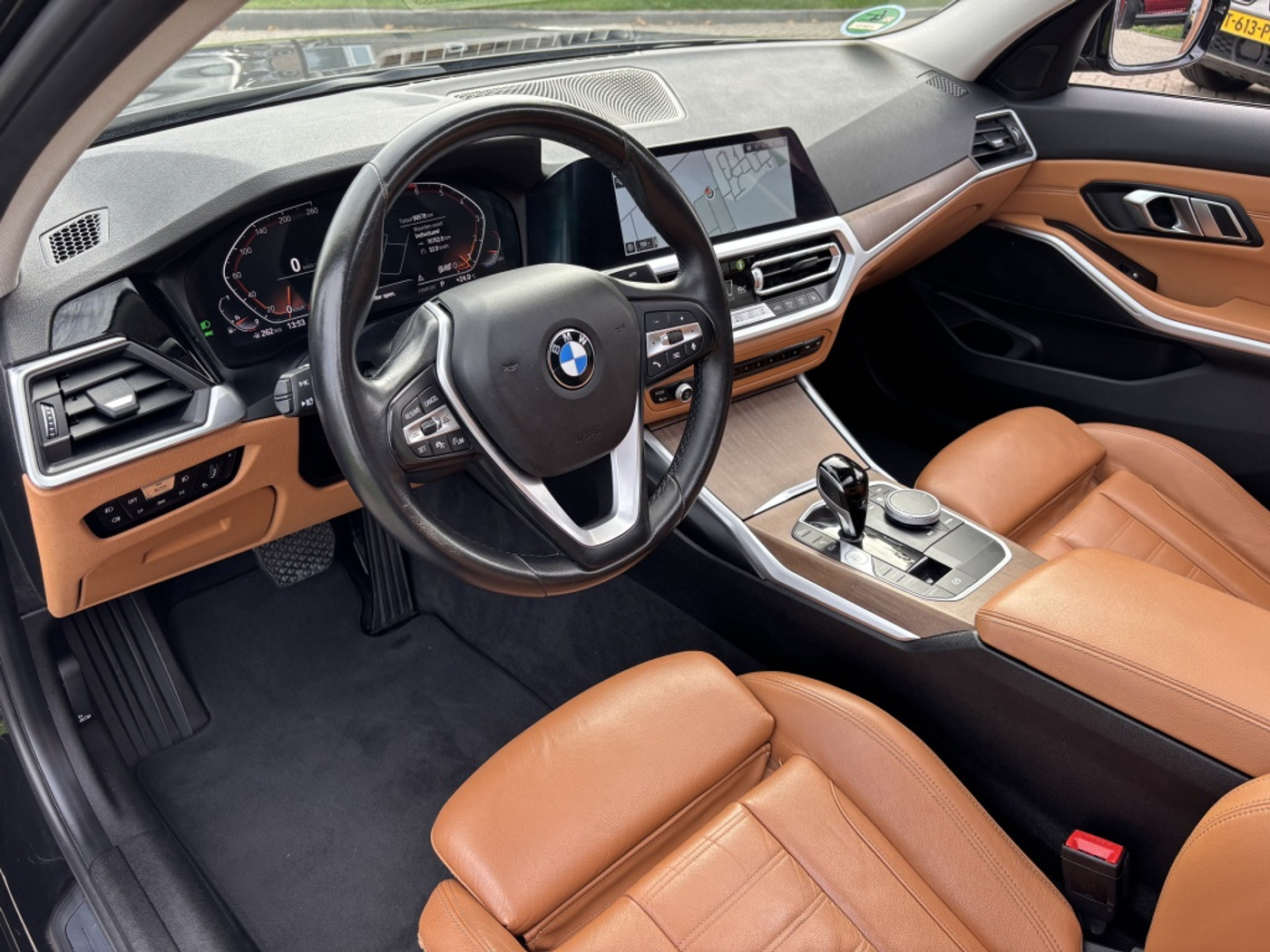 Foto van BMW 330i