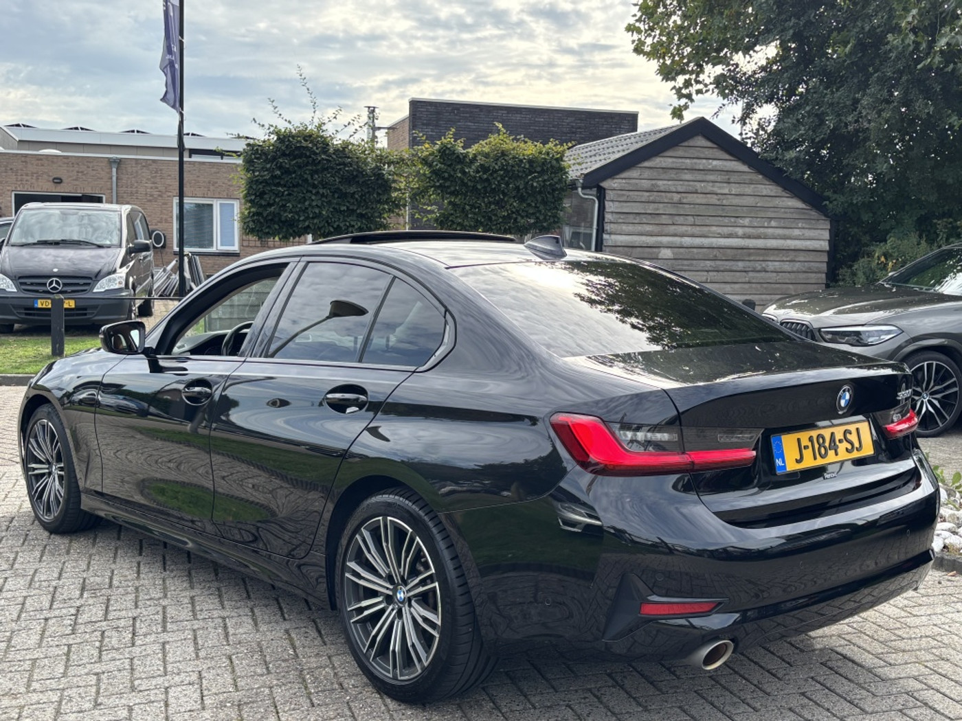 Foto van BMW 330i