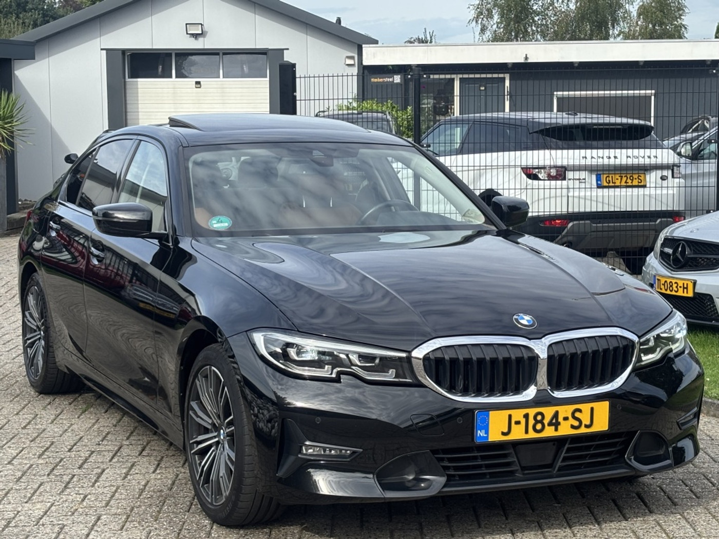 Foto van BMW 330i
