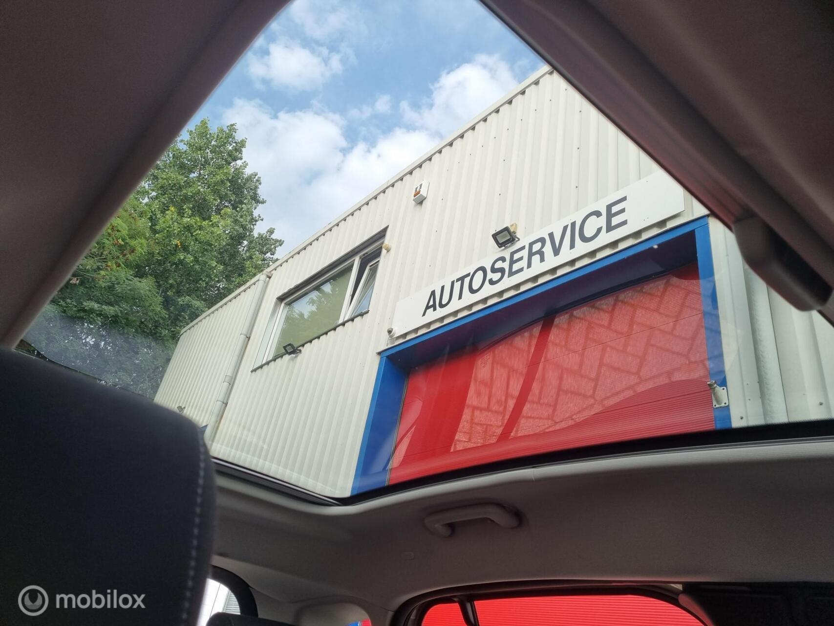 Foto van Ford B-max