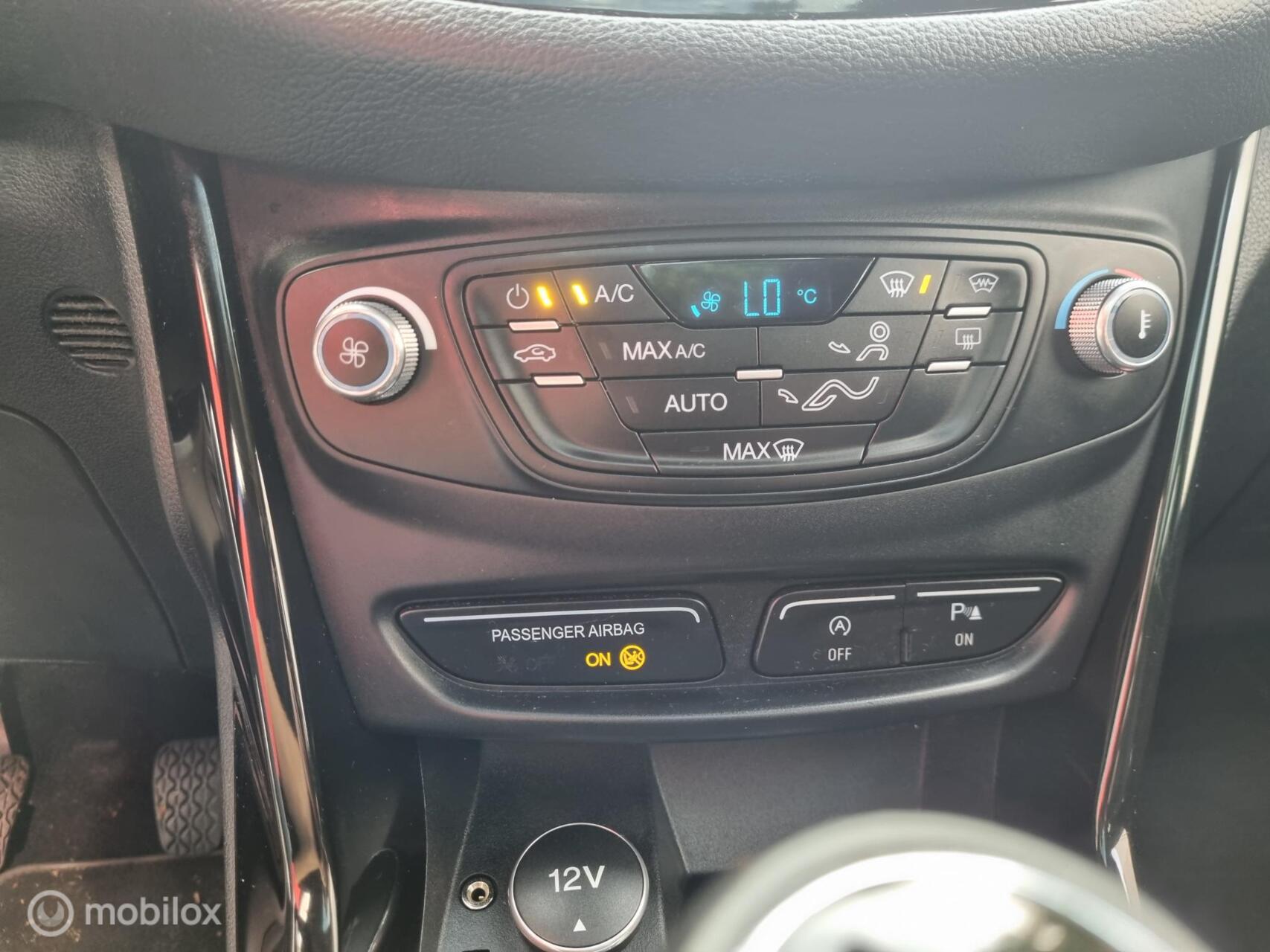 Foto van Ford B-max
