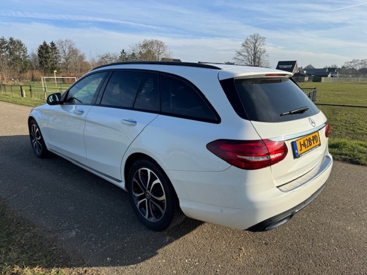 Foto van Mercedes-Benz C 200
