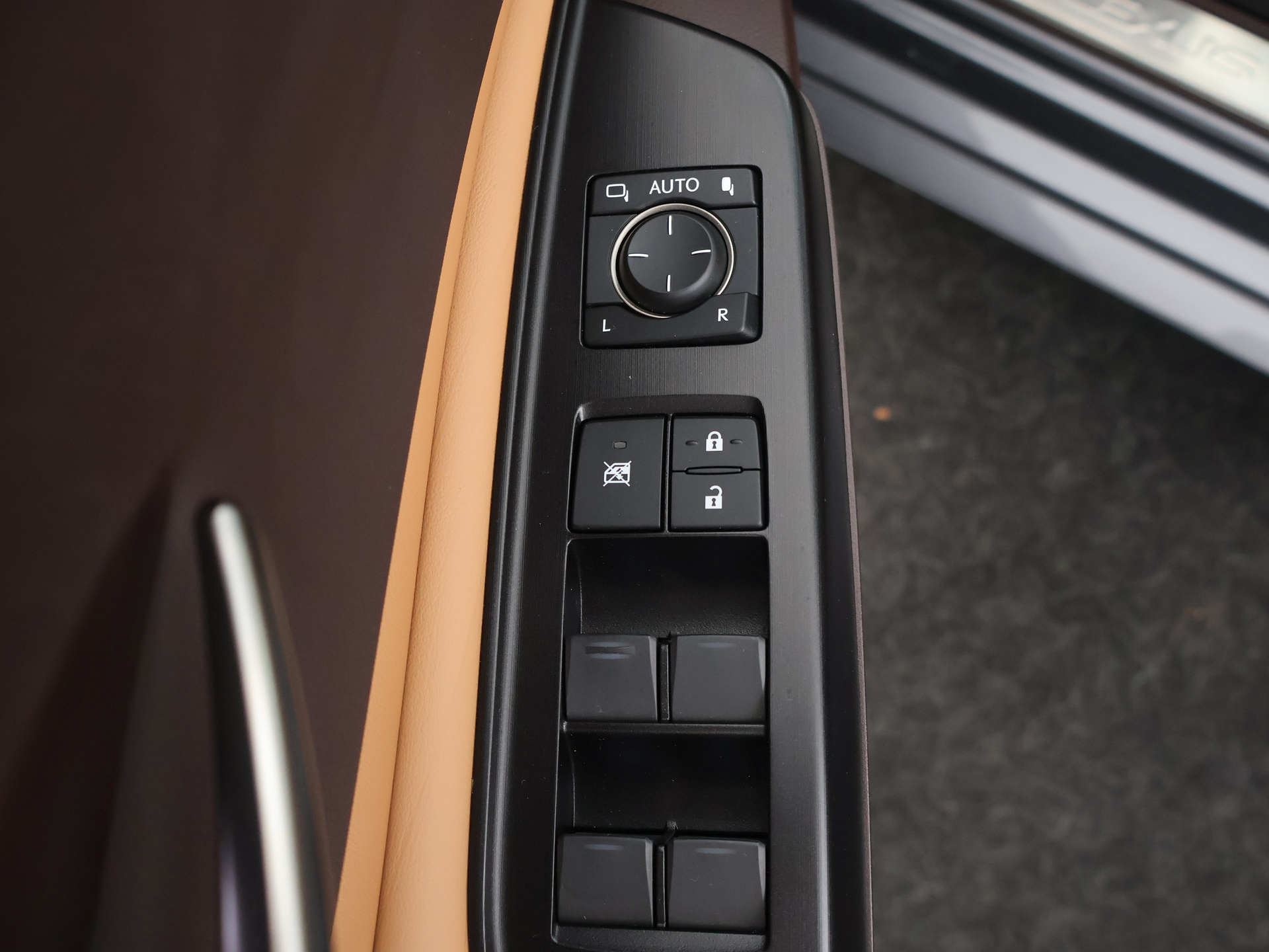Foto van Lexus Lexus Es300h