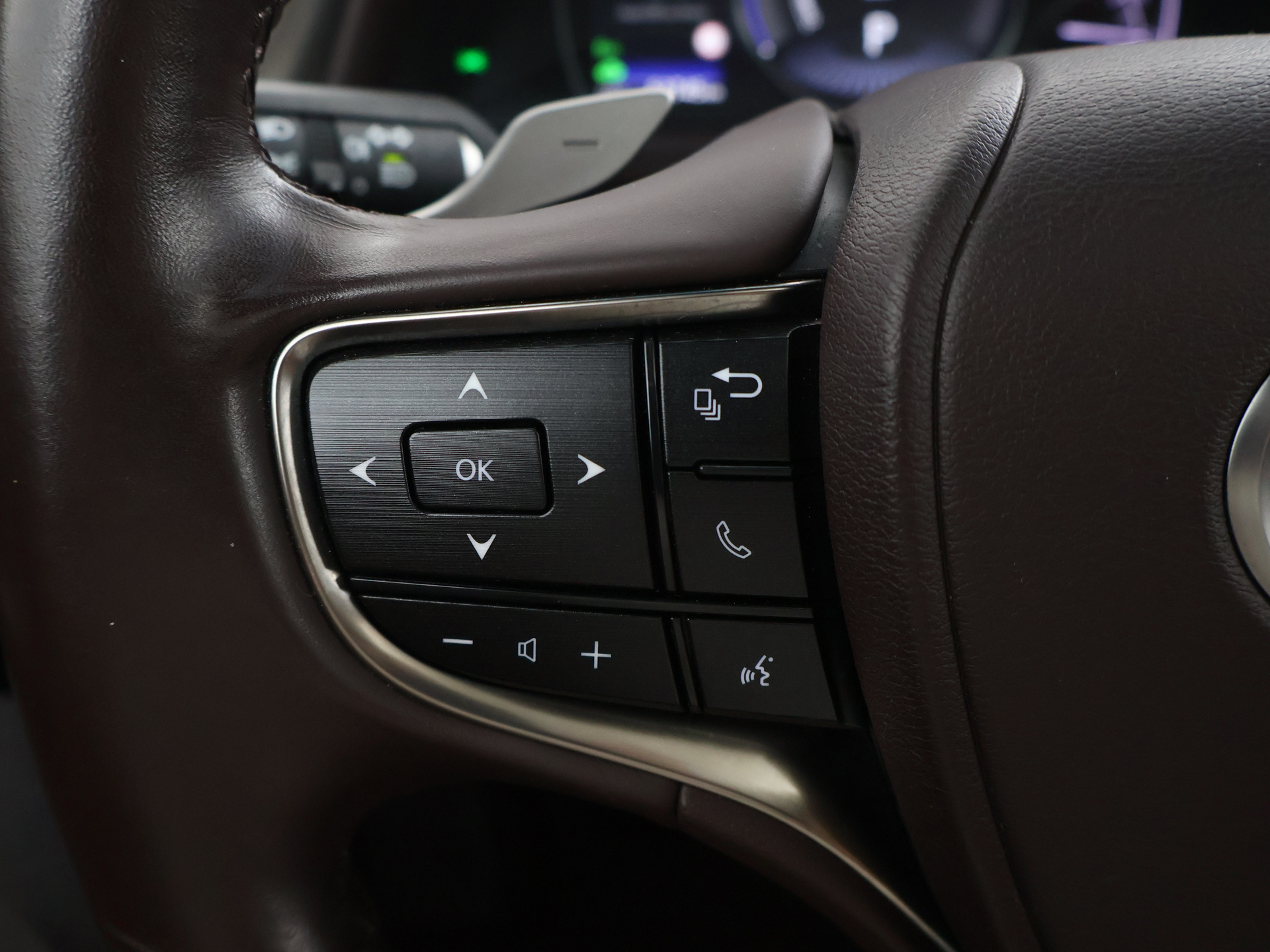 Foto van Lexus Lexus Es300h