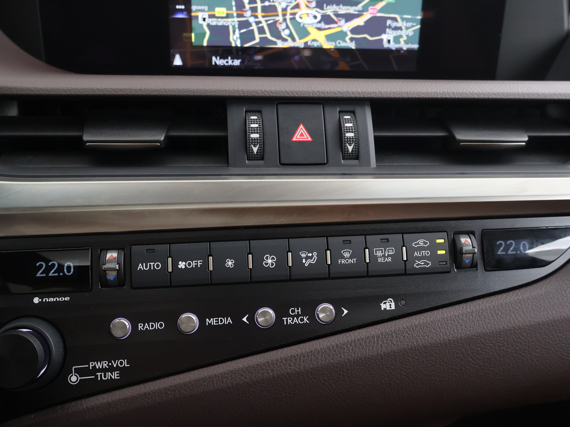 Foto van Lexus Lexus Es300h
