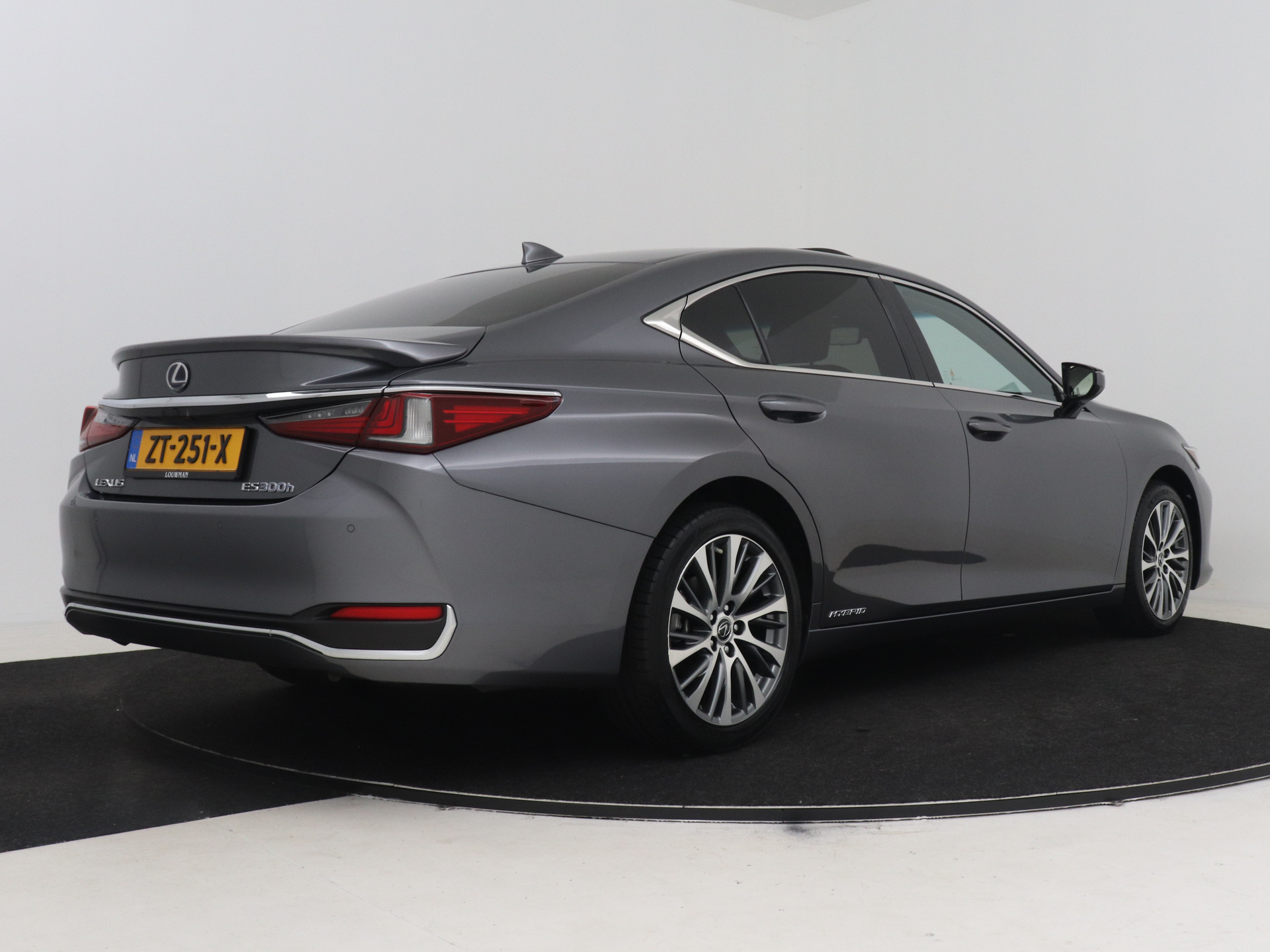 Foto van Lexus Lexus Es300h