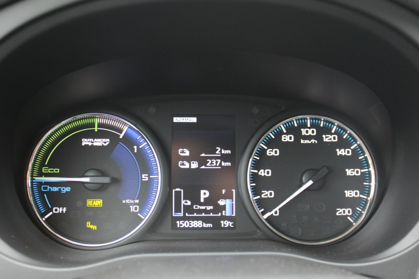 Foto van Mitsubishi Mitsubishi Outlander