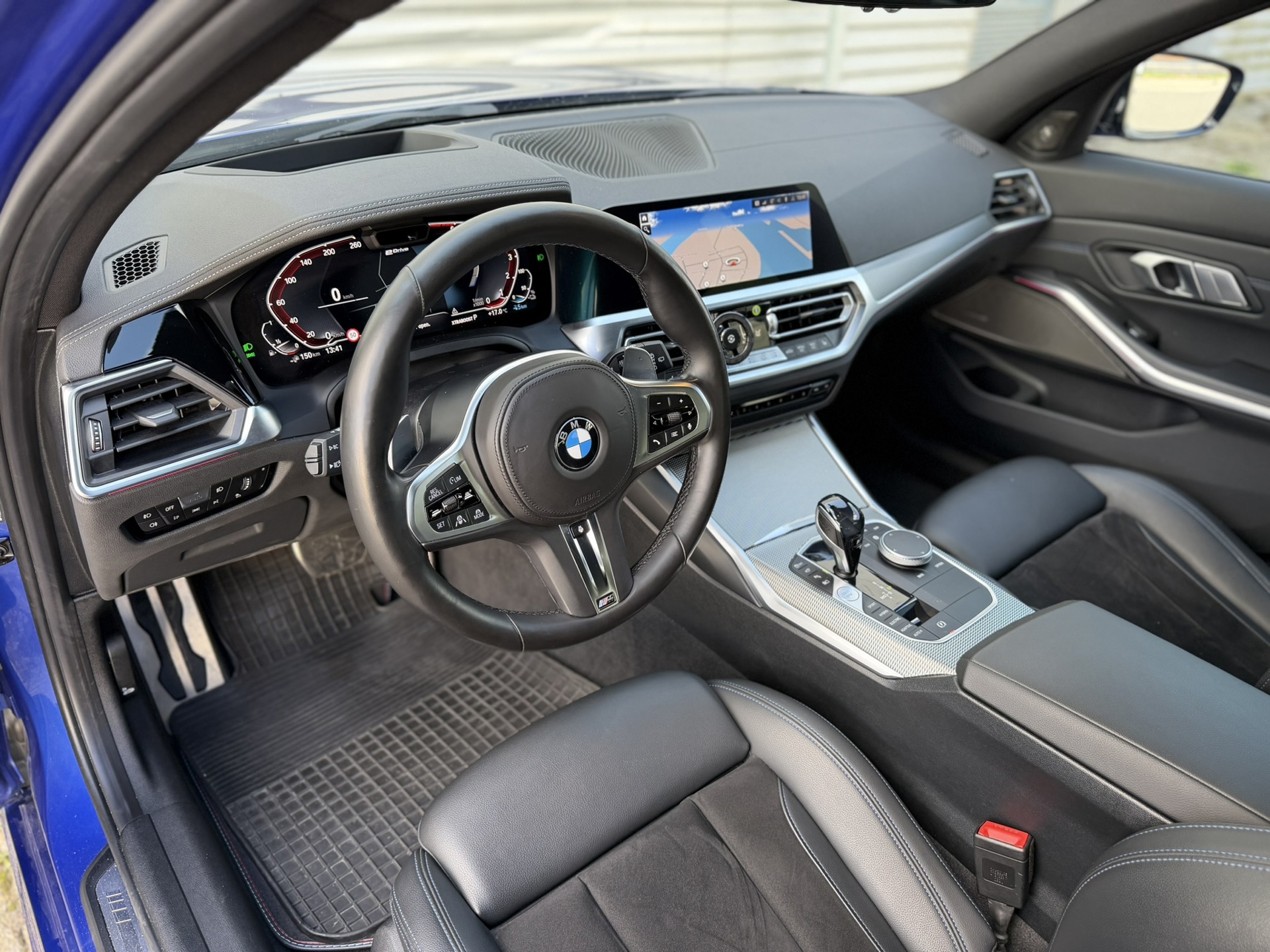 Foto van BMW 330e xDrive