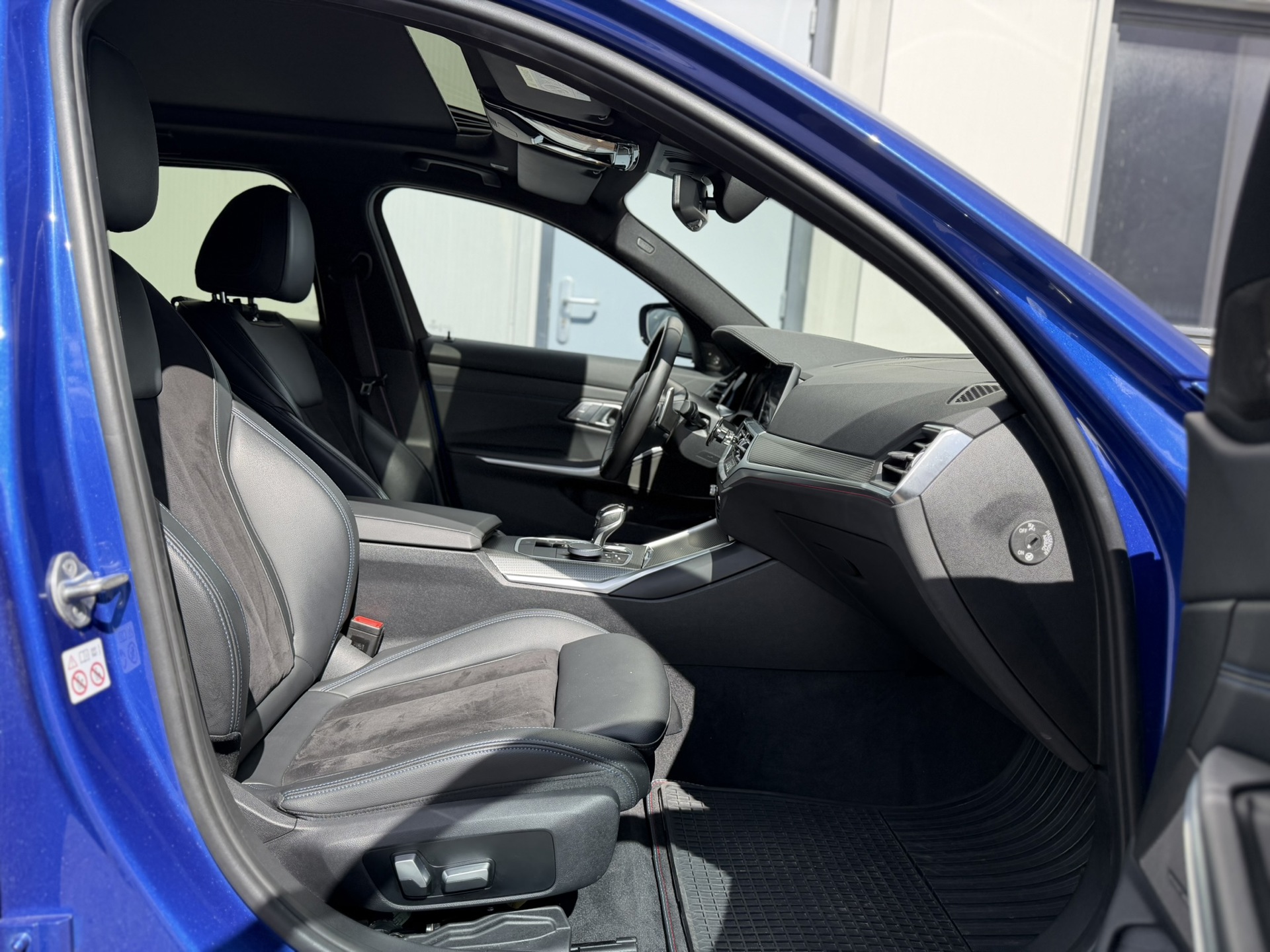 Foto van BMW 330e xDrive