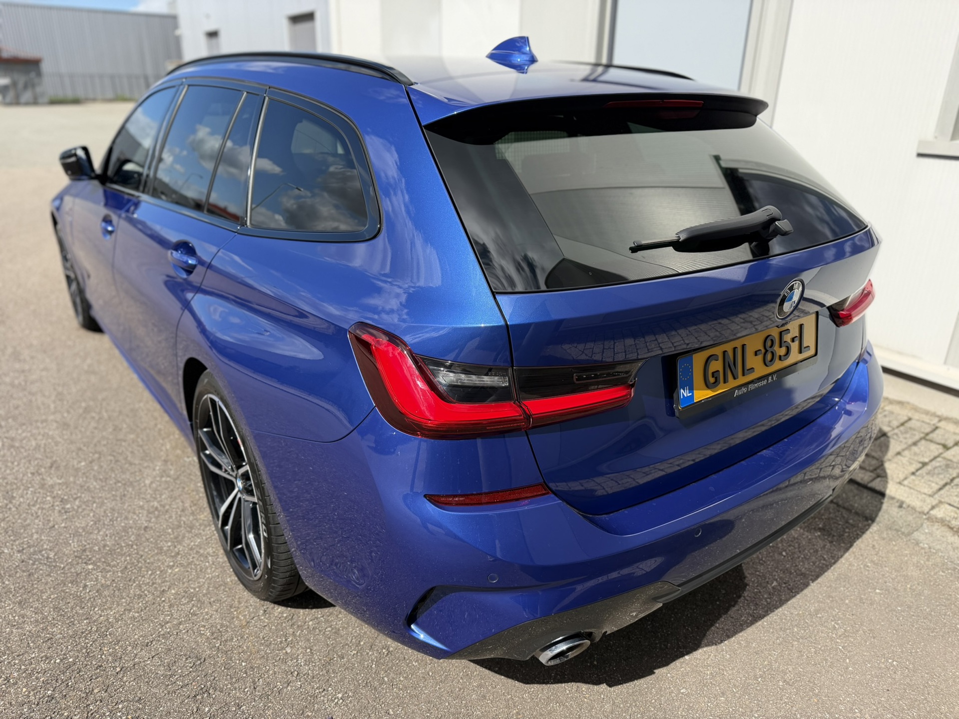 Foto van BMW 330e xDrive