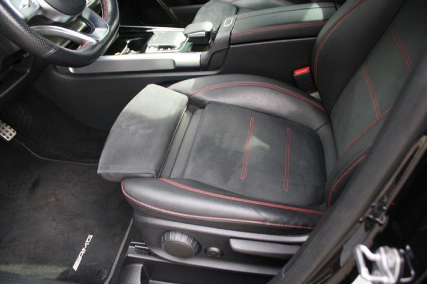 Foto van Mercedes-Benz GLB 200