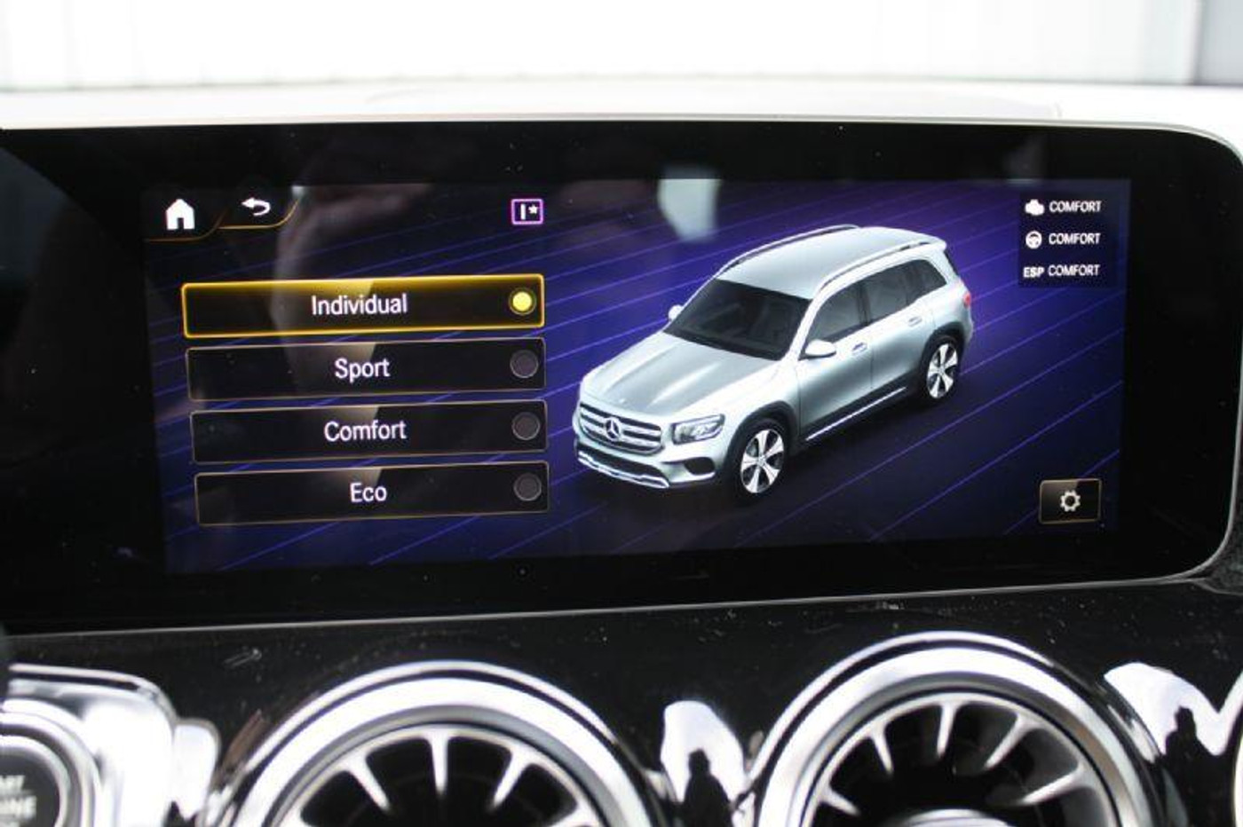 Foto van Mercedes-Benz GLB 200