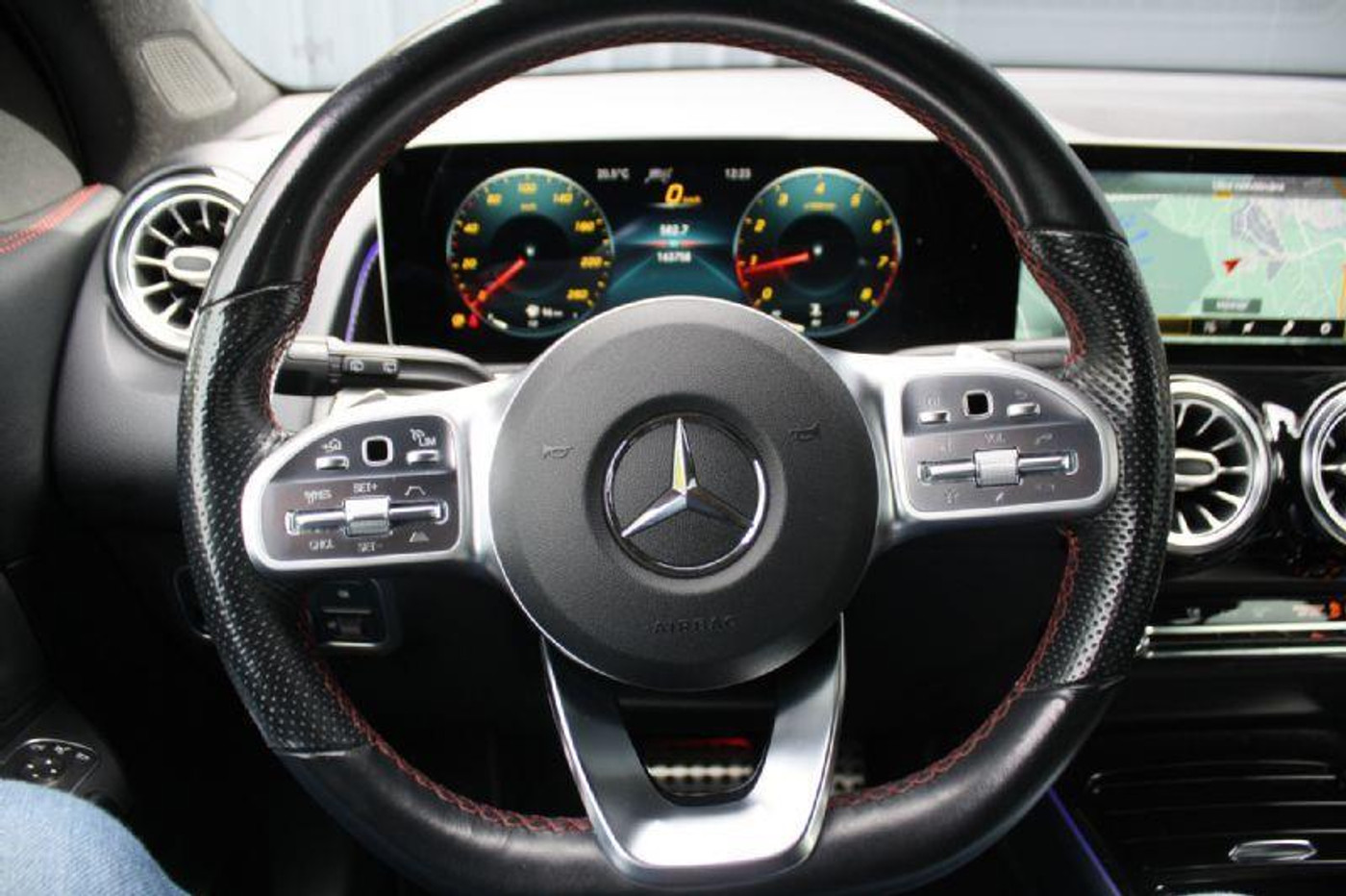 Foto van Mercedes-Benz GLB 200
