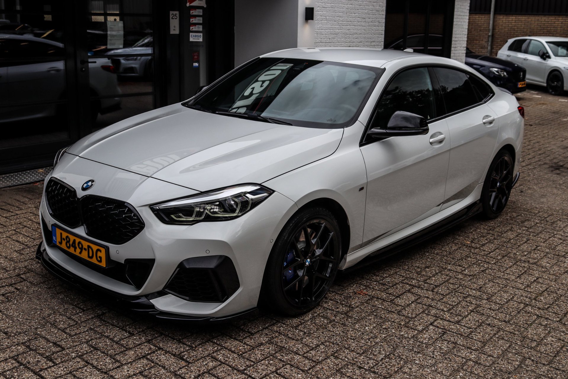 Foto van BMW M235i xDrive
