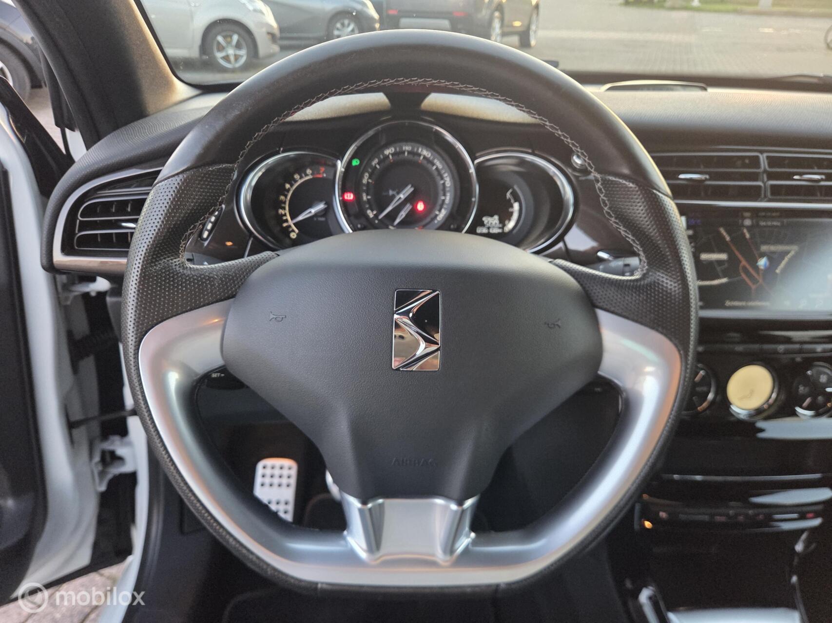 Foto van DS DS 3
