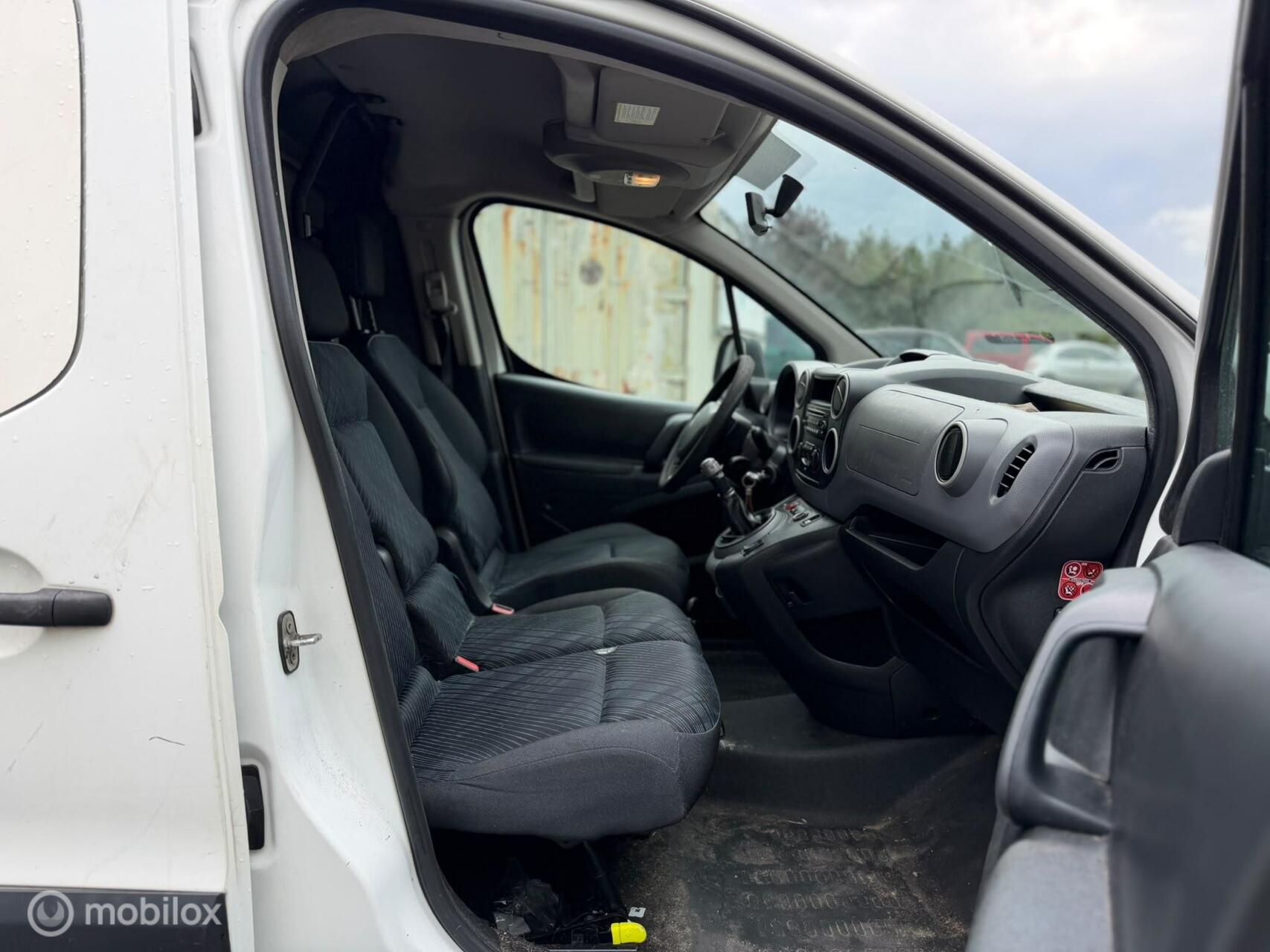 Foto van Peugeot Partner 120 L1 1.6hdif 66kw - 3pl