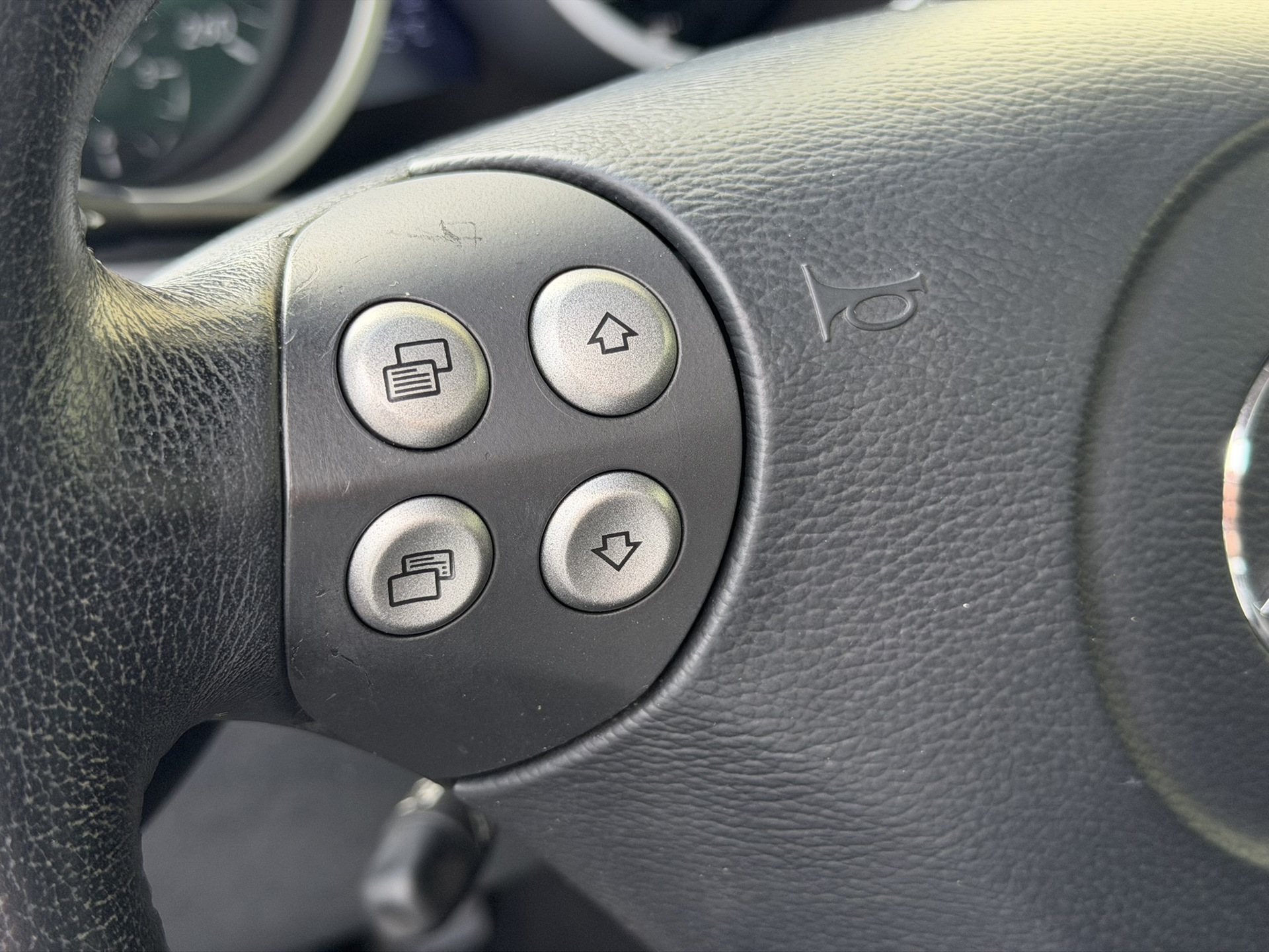 Foto van Mercedes-Benz SLK 200 Kompressor