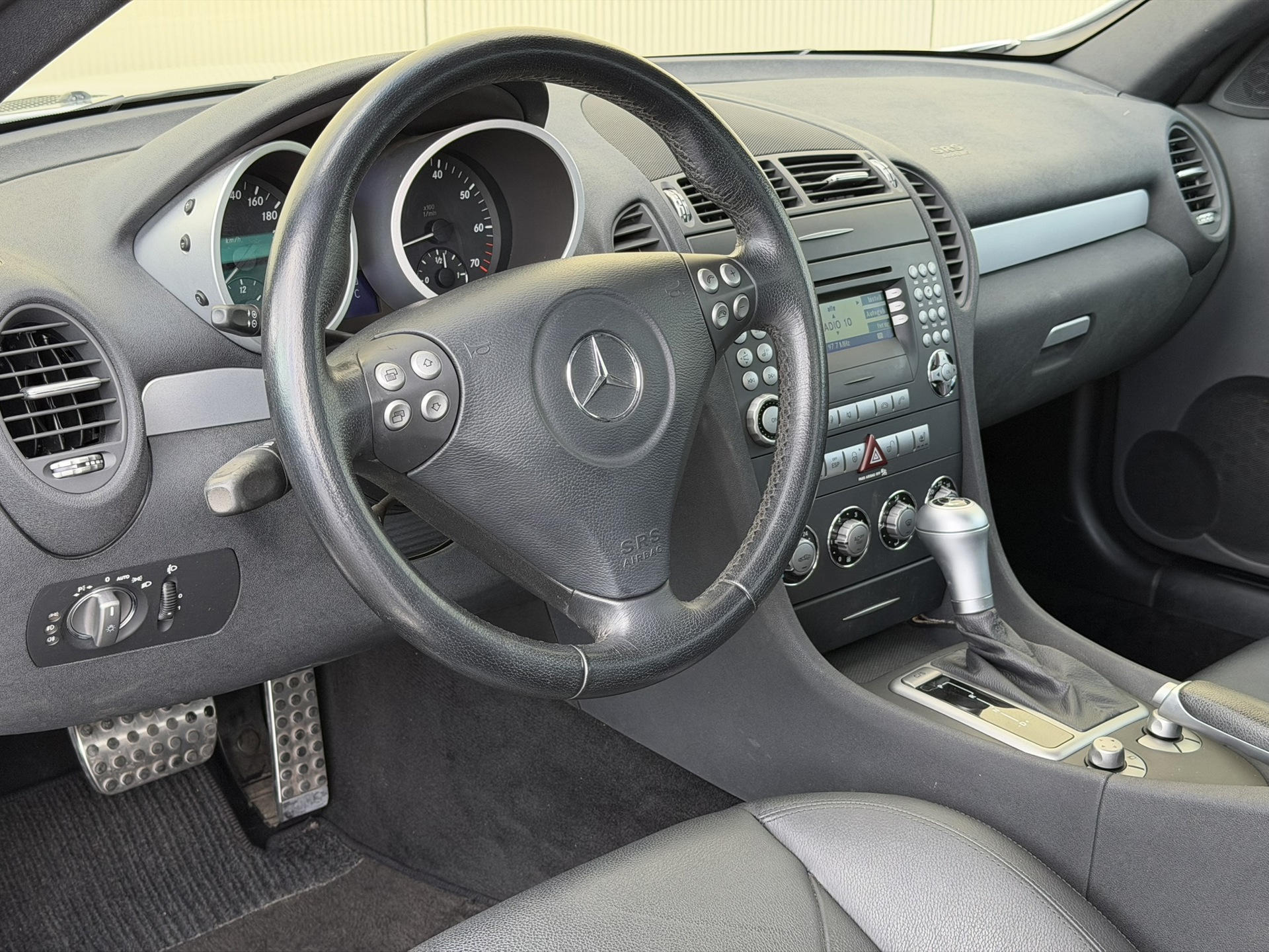 Foto van Mercedes-Benz SLK 200 Kompressor
