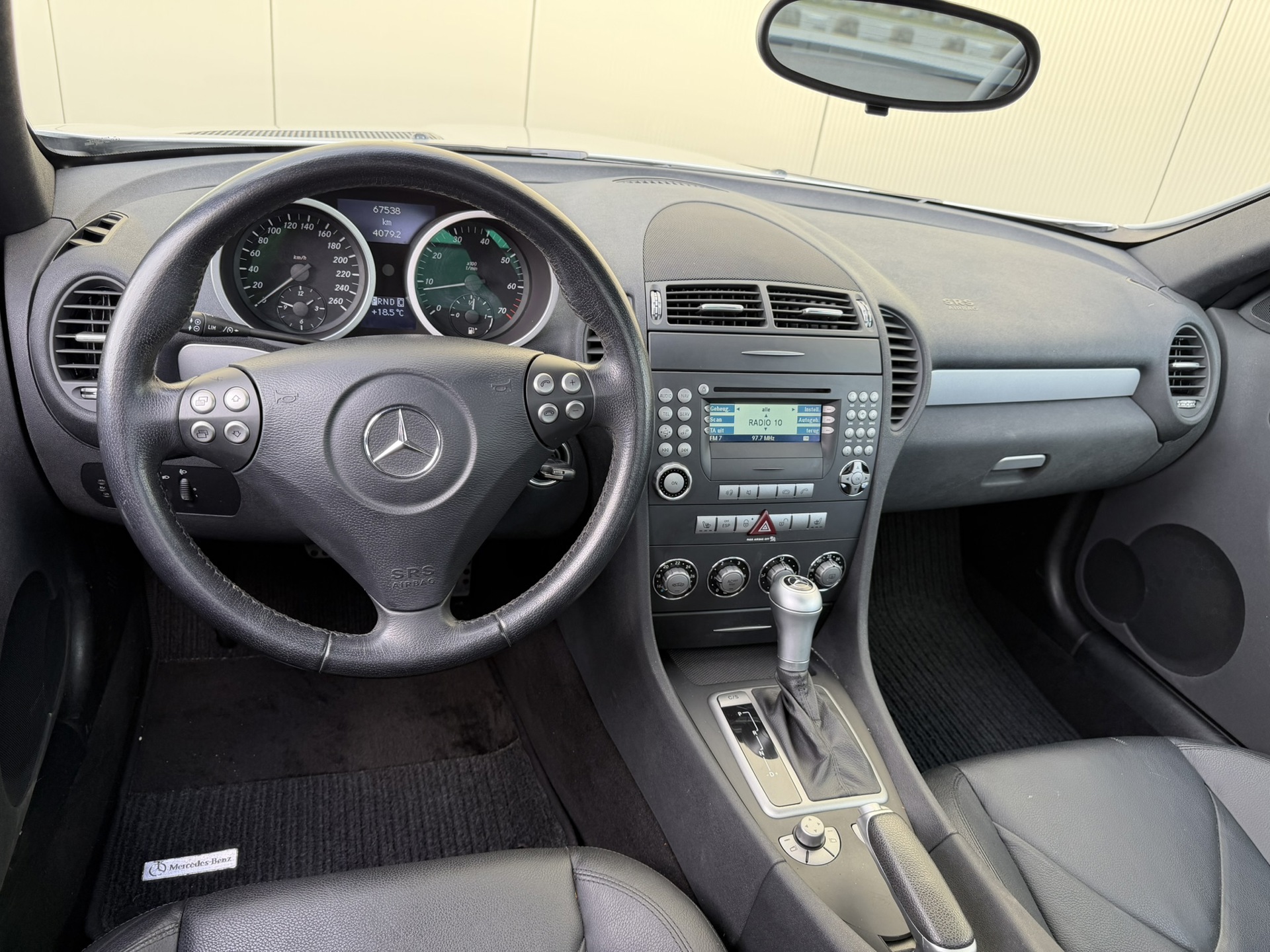 Foto van Mercedes-Benz SLK 200 Kompressor