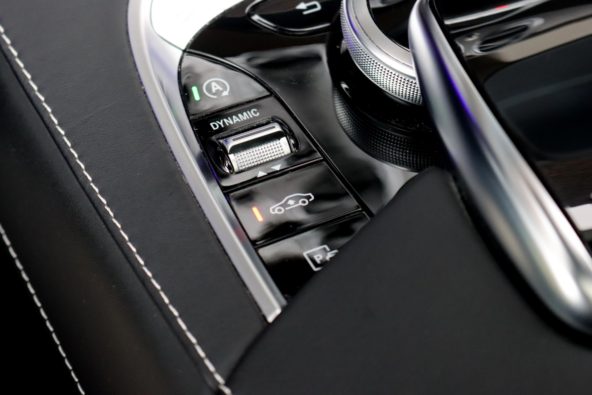 Foto van Mercedes-Benz S 560