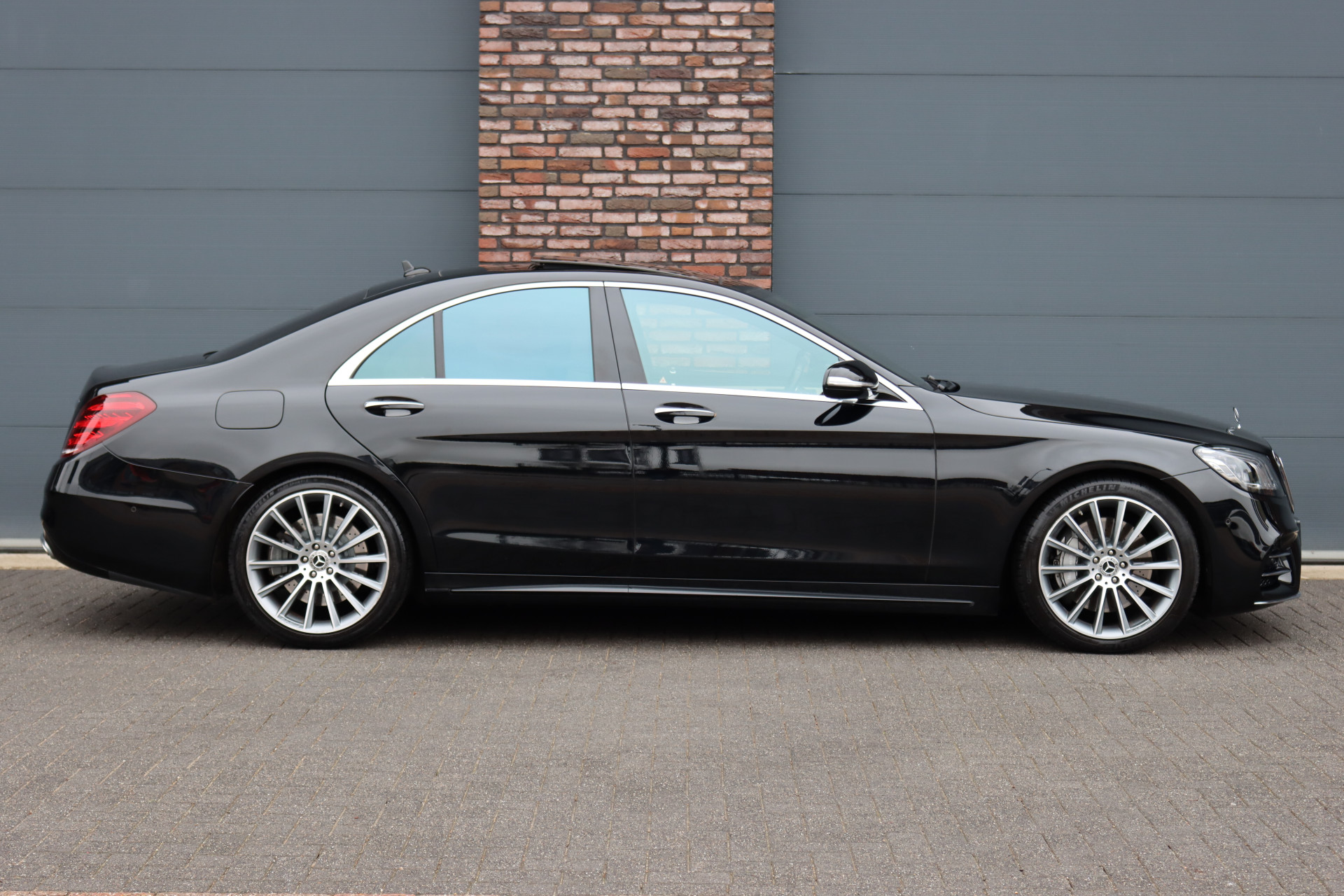 Foto van Mercedes-Benz S 560