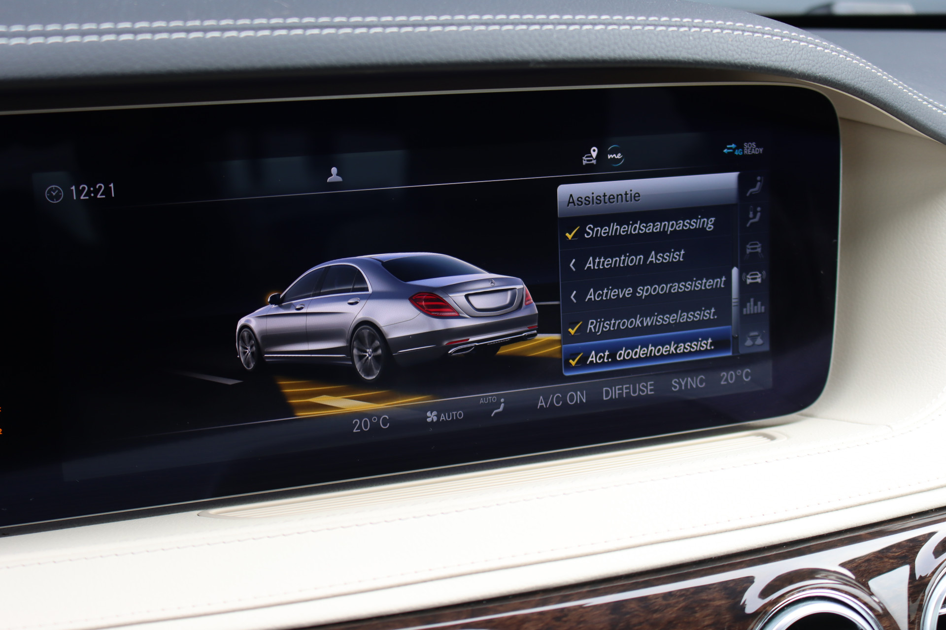 Foto van Mercedes-Benz S 560