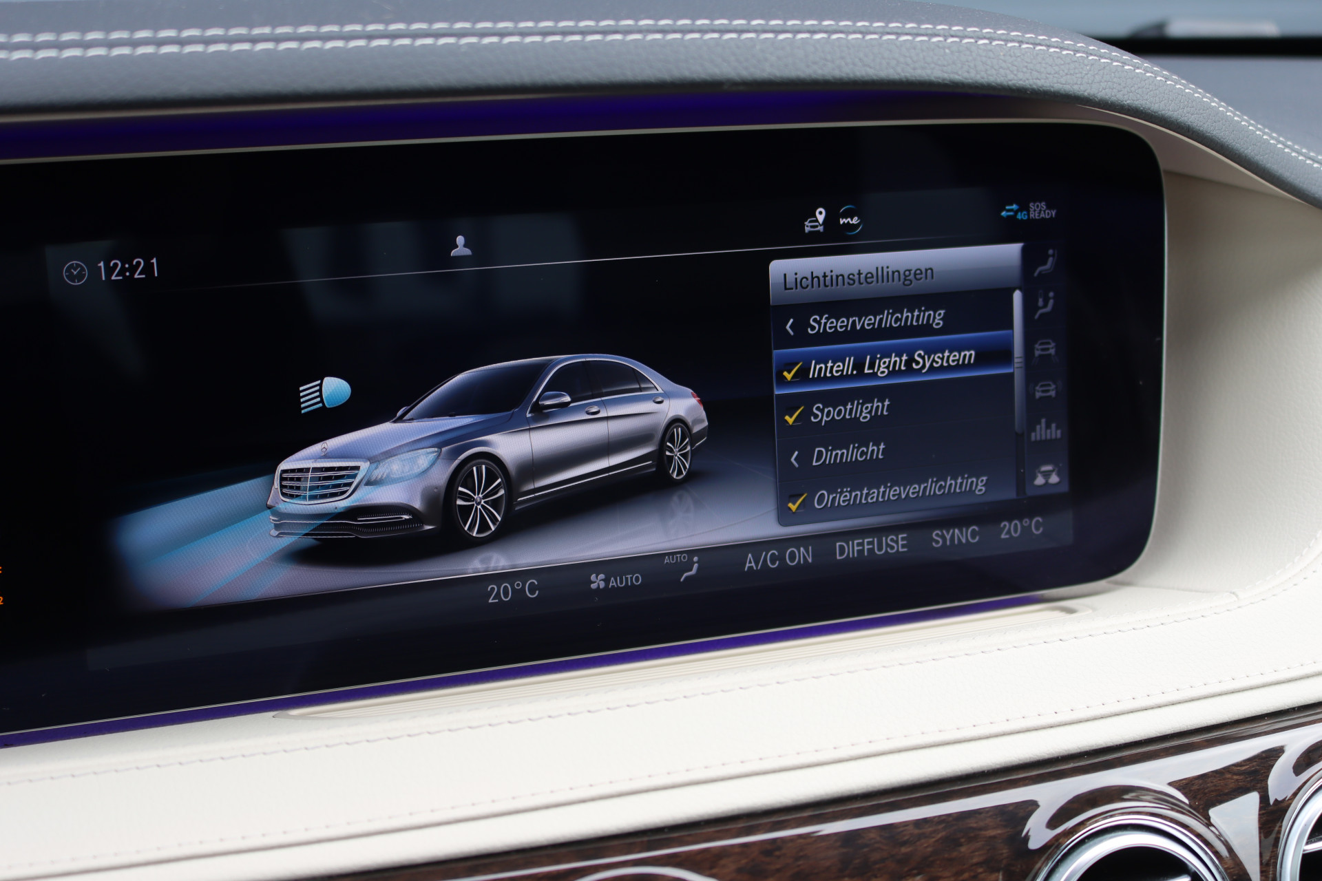 Foto van Mercedes-Benz S 560