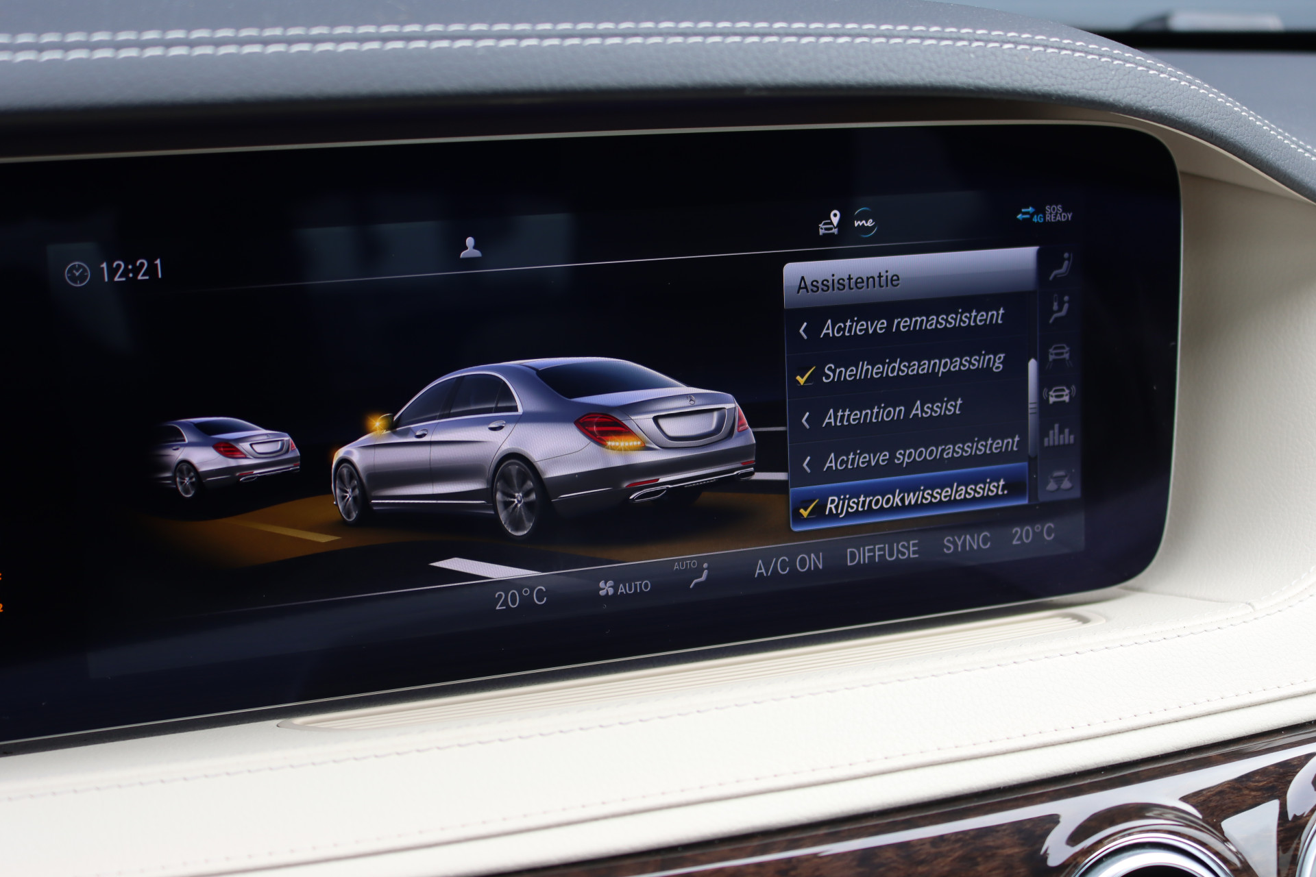 Foto van Mercedes-Benz S 560