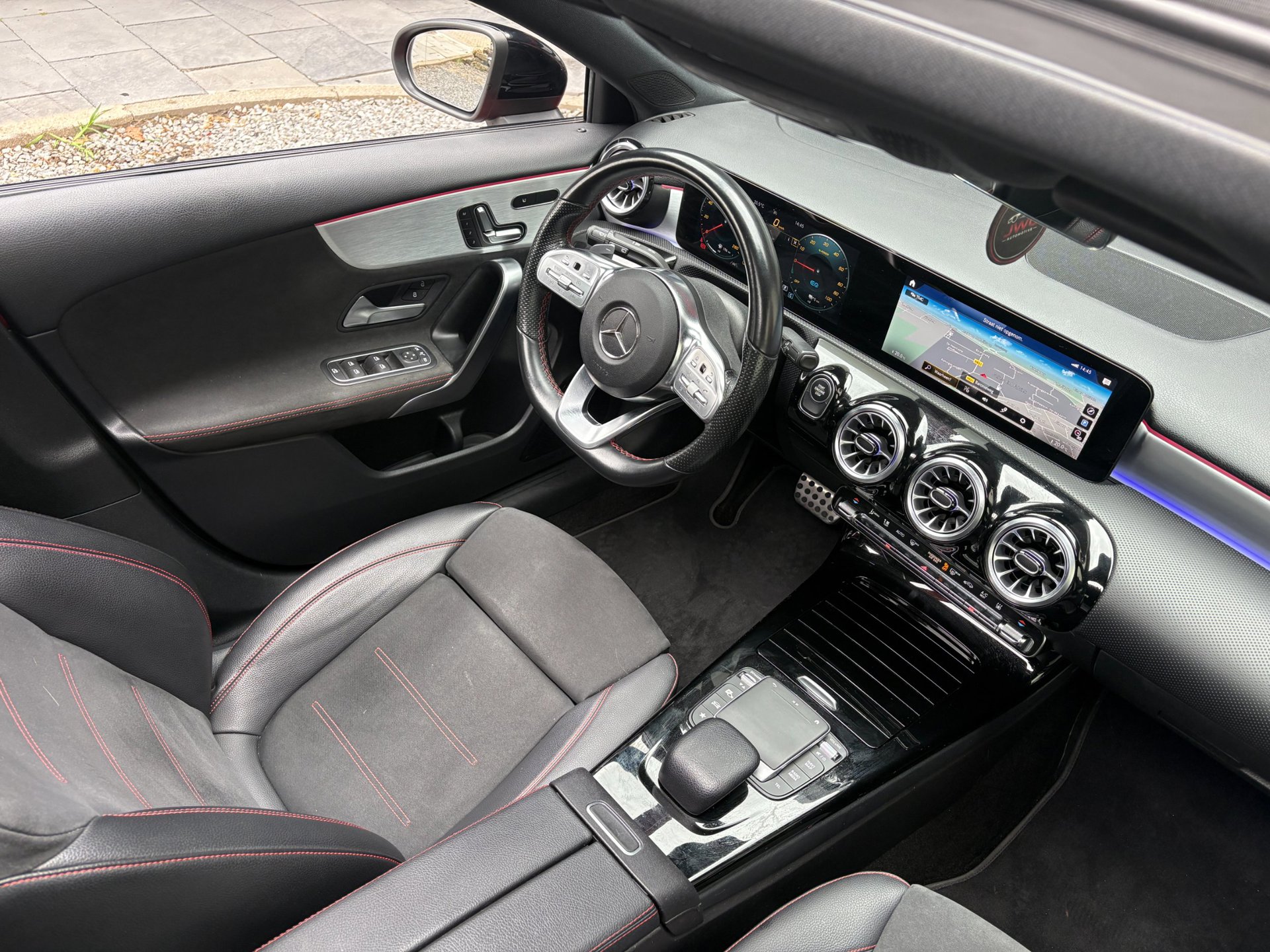 Foto van Mercedes-Benz A 250 E