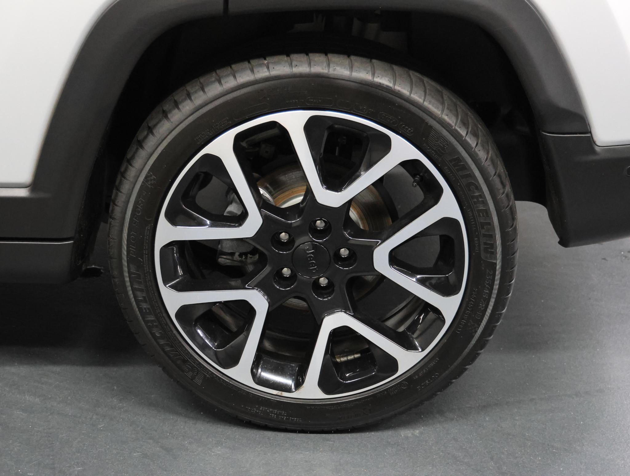 Foto van Jeep Compass