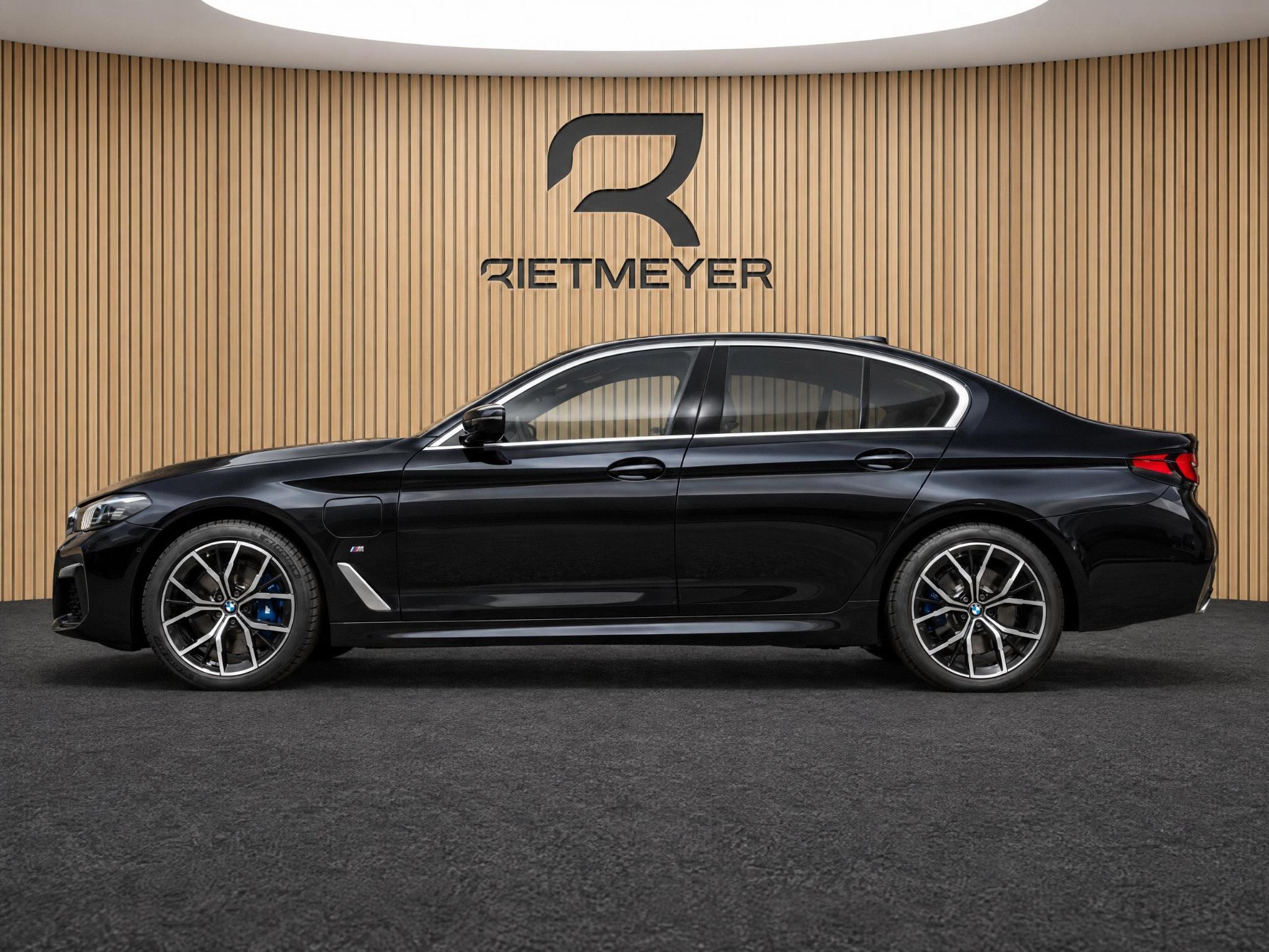 Foto van BMW 545e xDrive