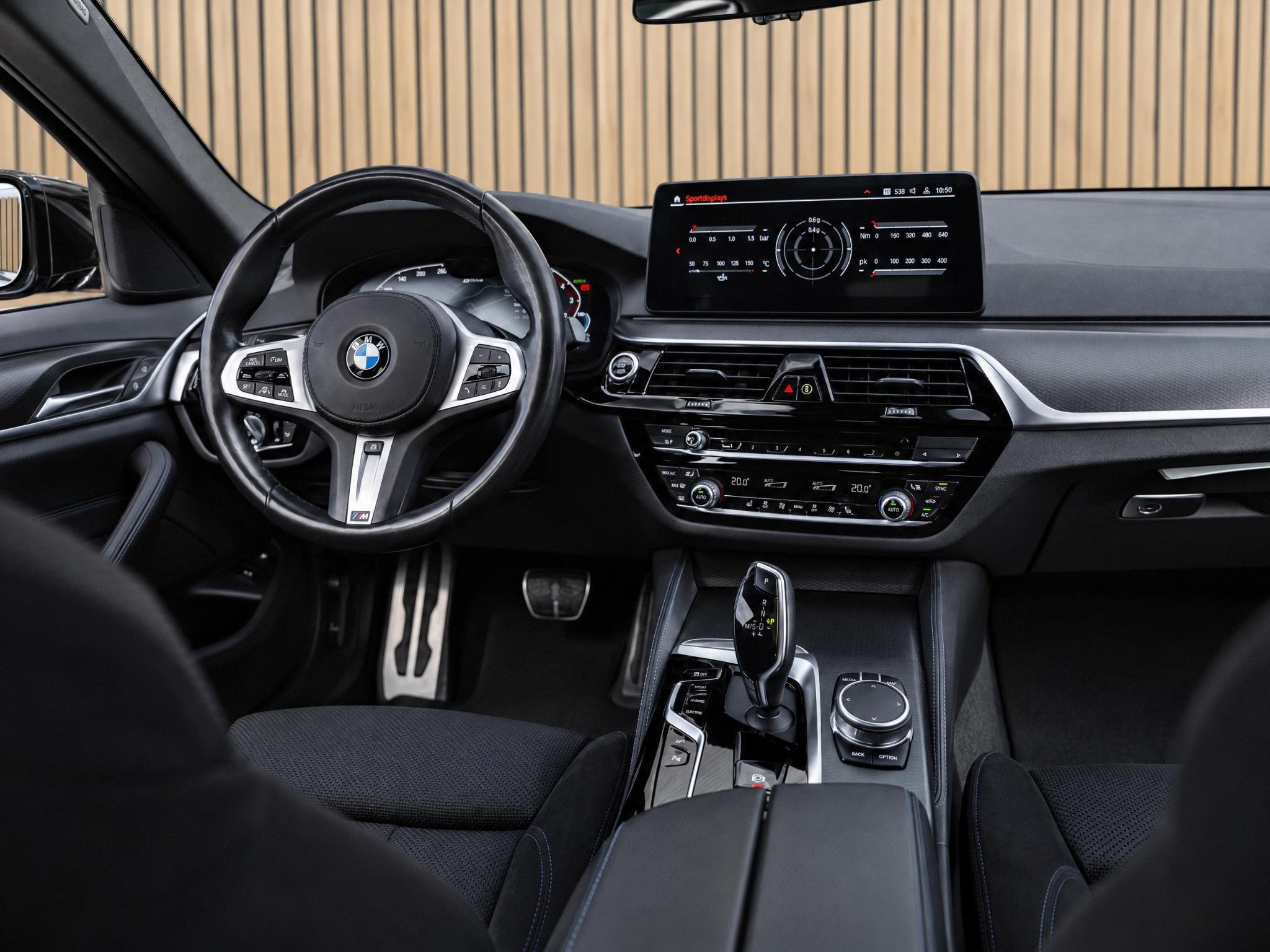 Foto van BMW 545e xDrive