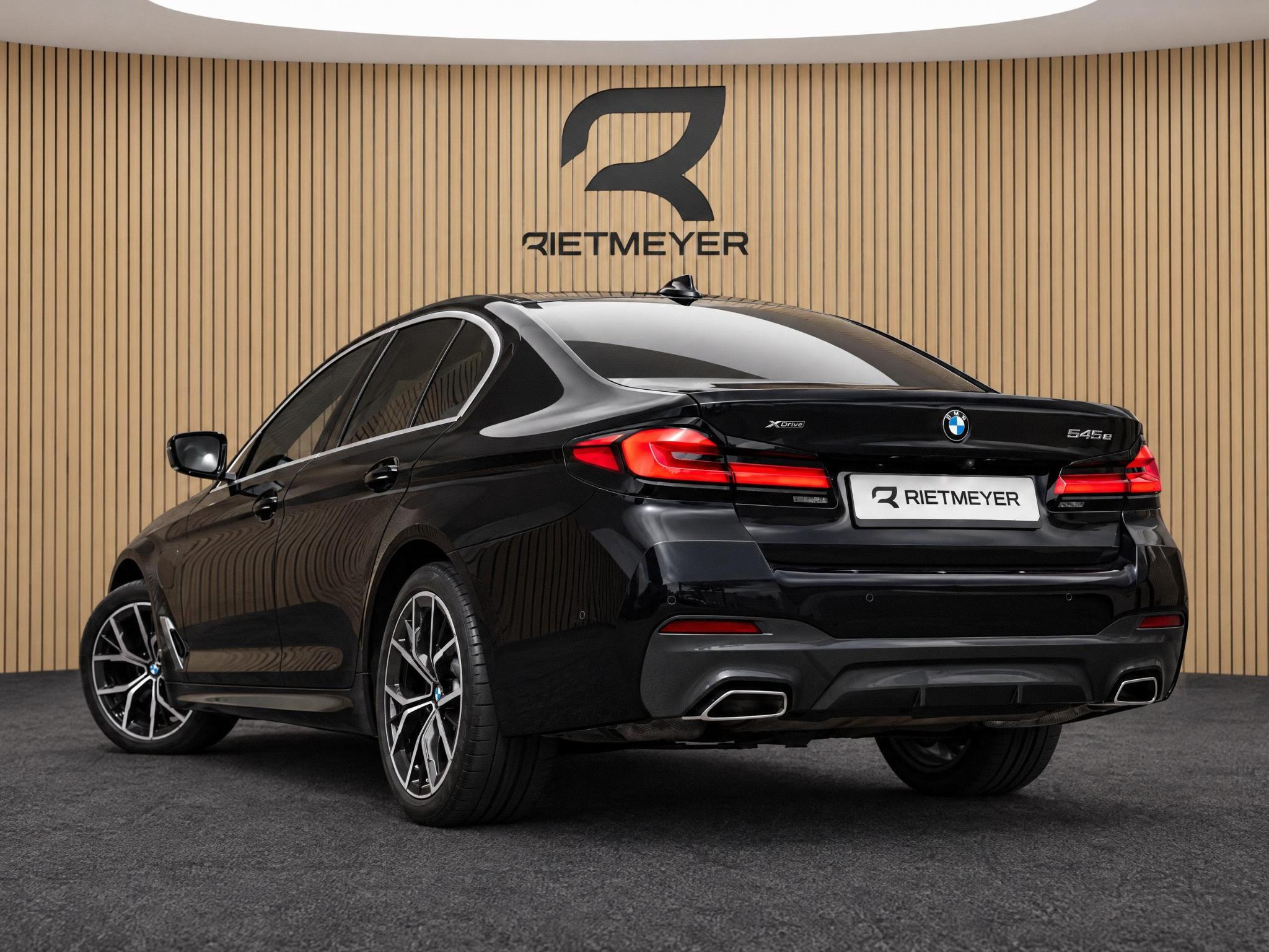 Foto van BMW 545e xDrive