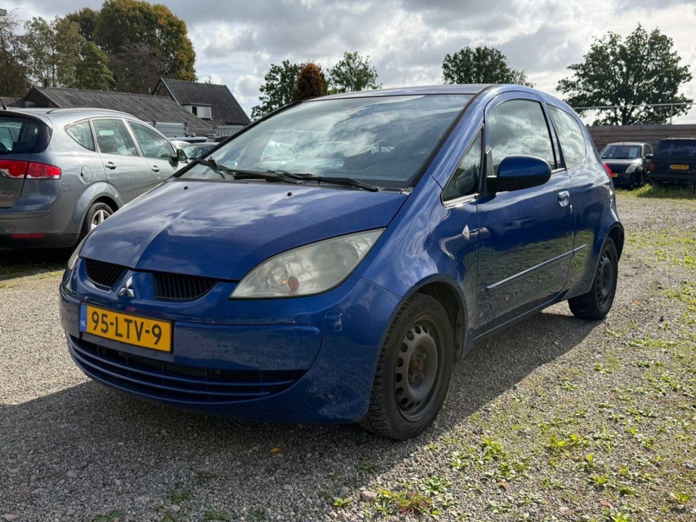 Mitsubishi Colt 1.3 Inform 95pk. Airco/Radio/Bluetooth/AUXIN/USB 2007 - voorkant