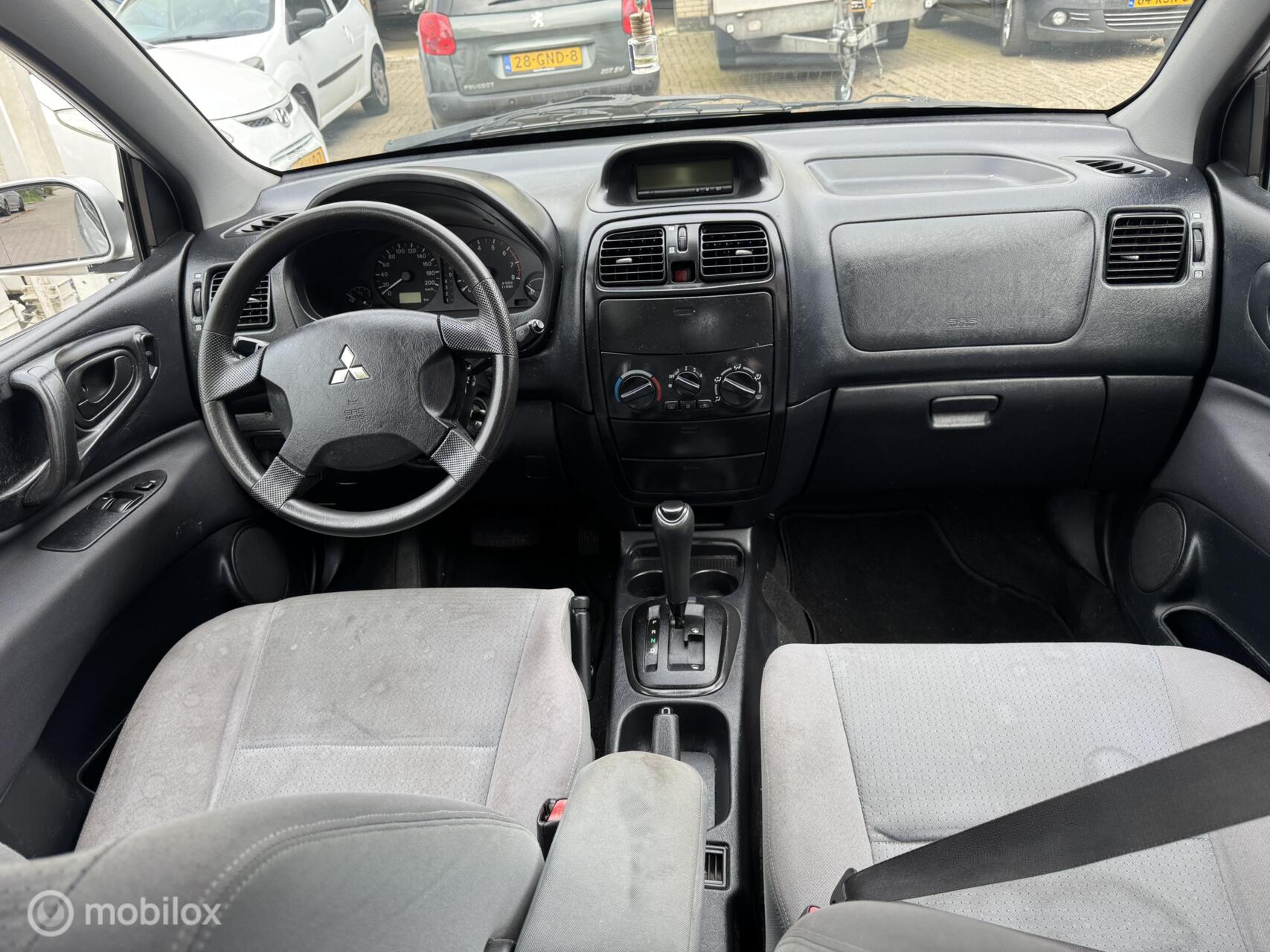 Foto van Mitsubishi Space Star