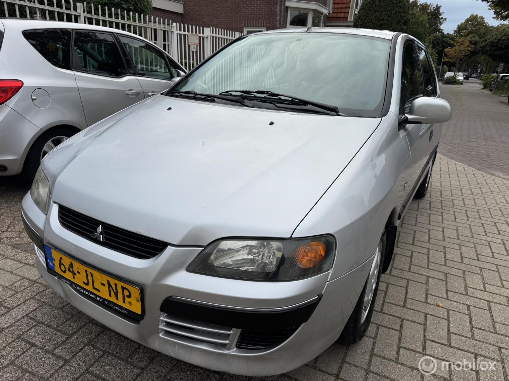 Mitsubishi Space Star 1.6 Comfort 2002 - voorkant