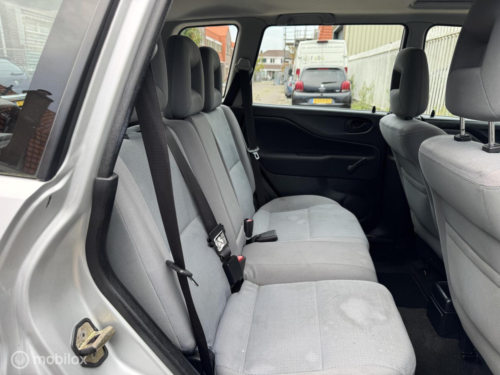 Foto van Mitsubishi Space Star
