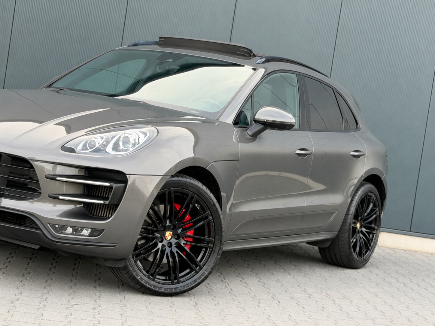 Foto van Porsche Macan Turbo