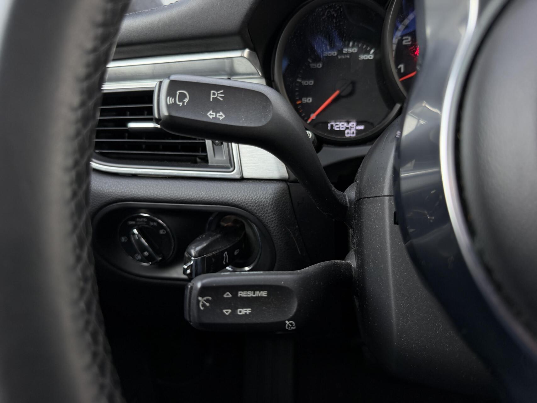 Foto van Porsche Macan Turbo