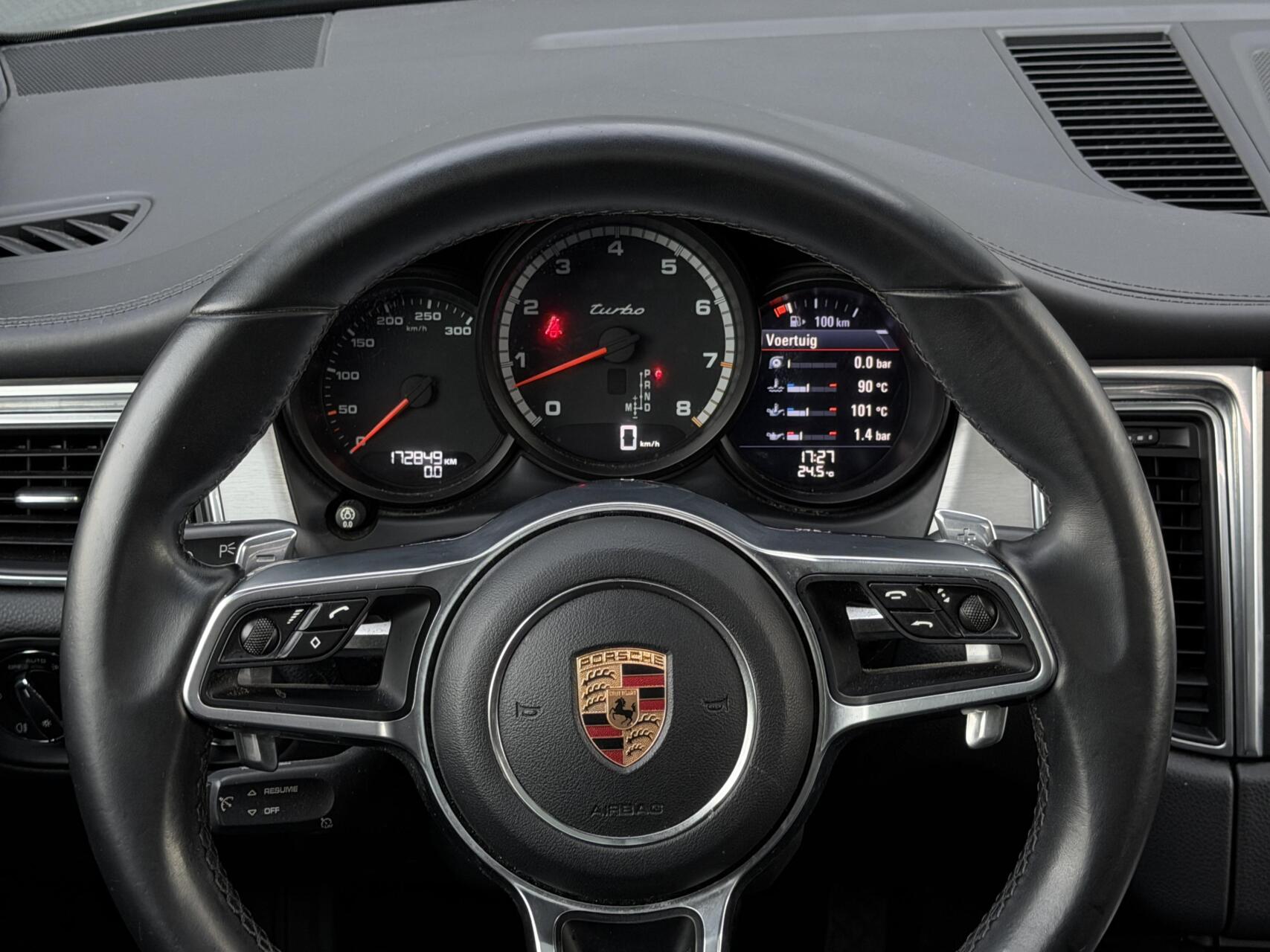 Foto van Porsche Macan Turbo