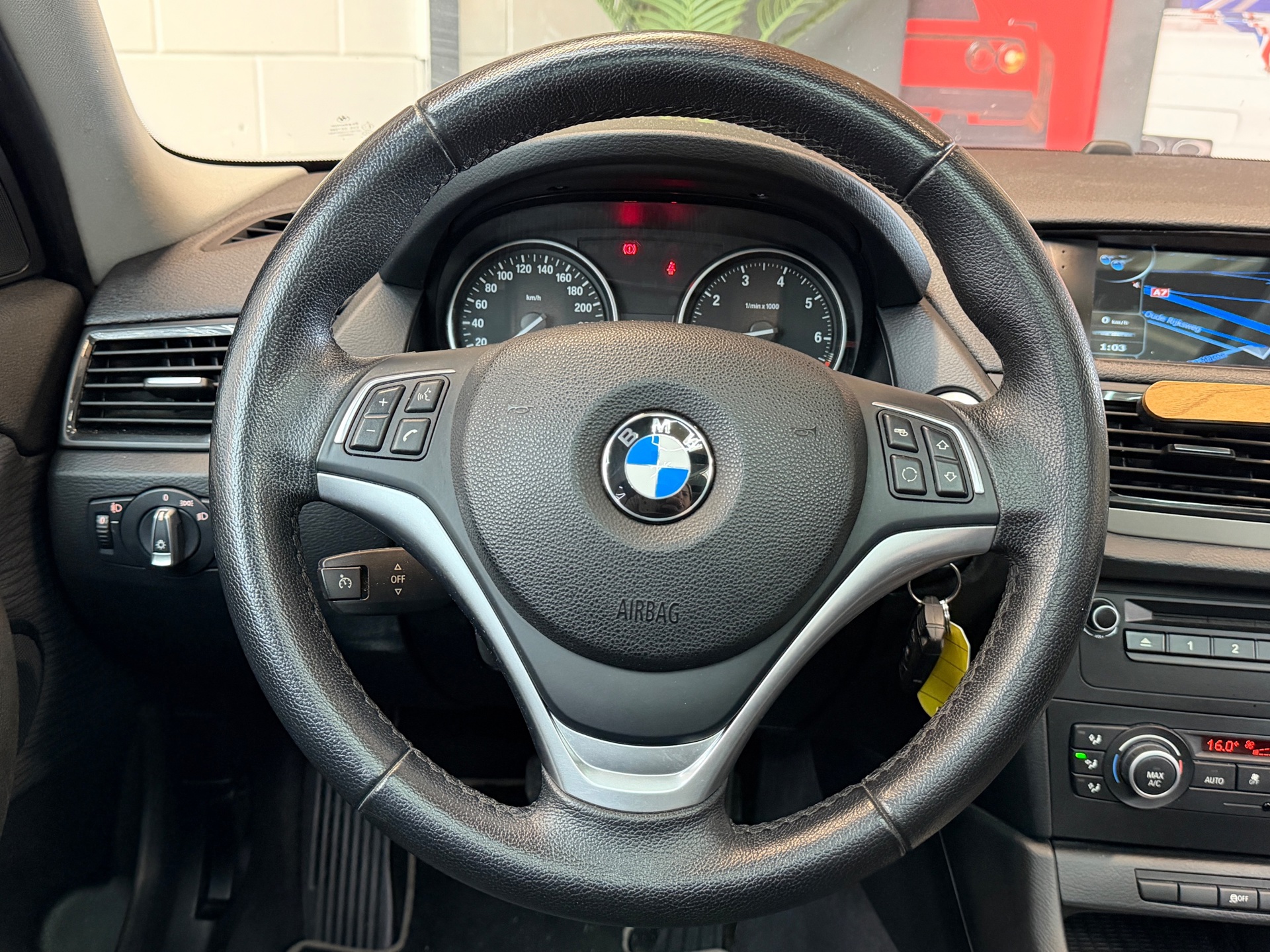 Foto van BMW X1 Sdrive18i