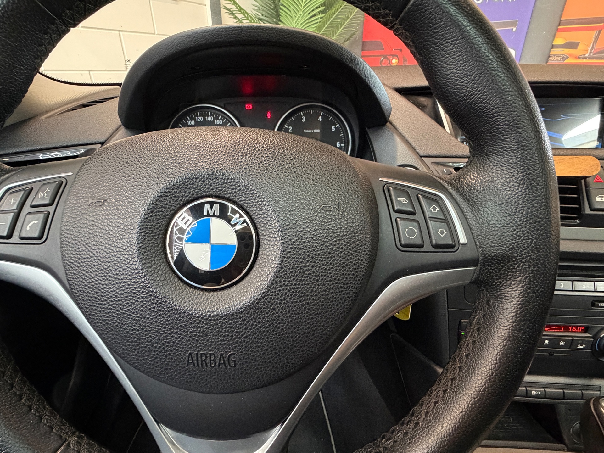Foto van BMW X1 Sdrive18i